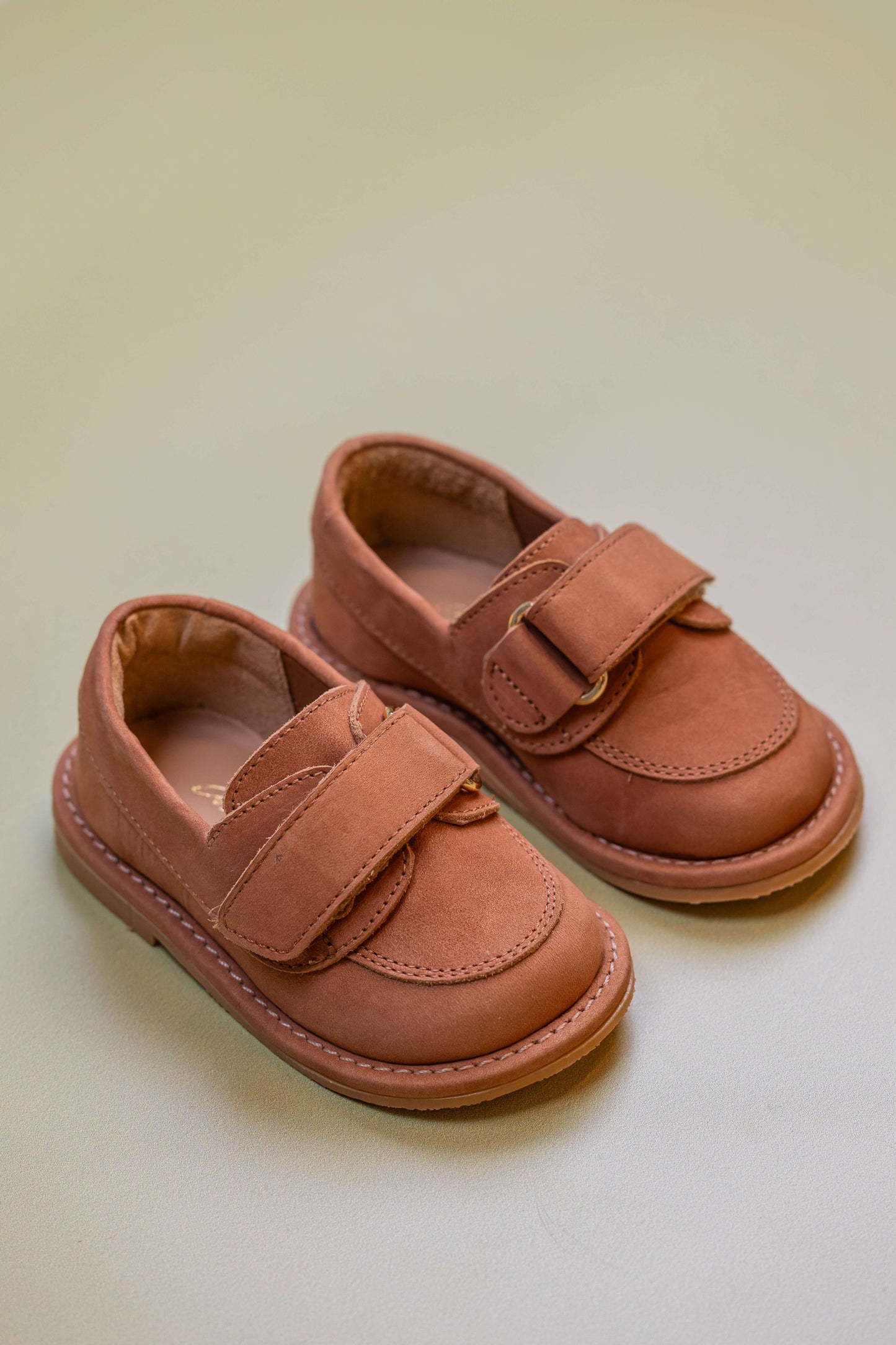 Sapato Infantil Ananás Roger Sued Caramelo