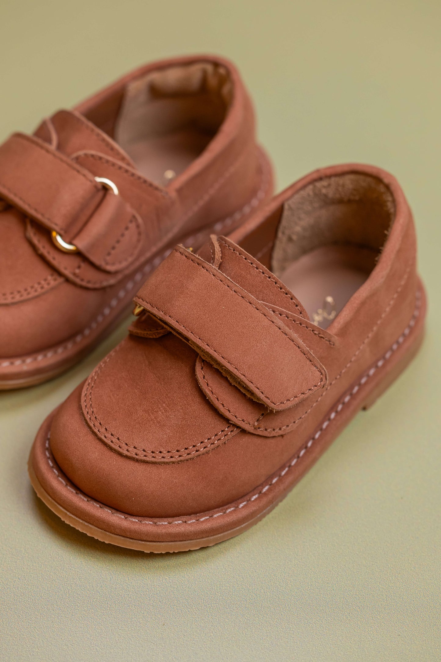Sapato Infantil Ananás Roger Sued Caramelo