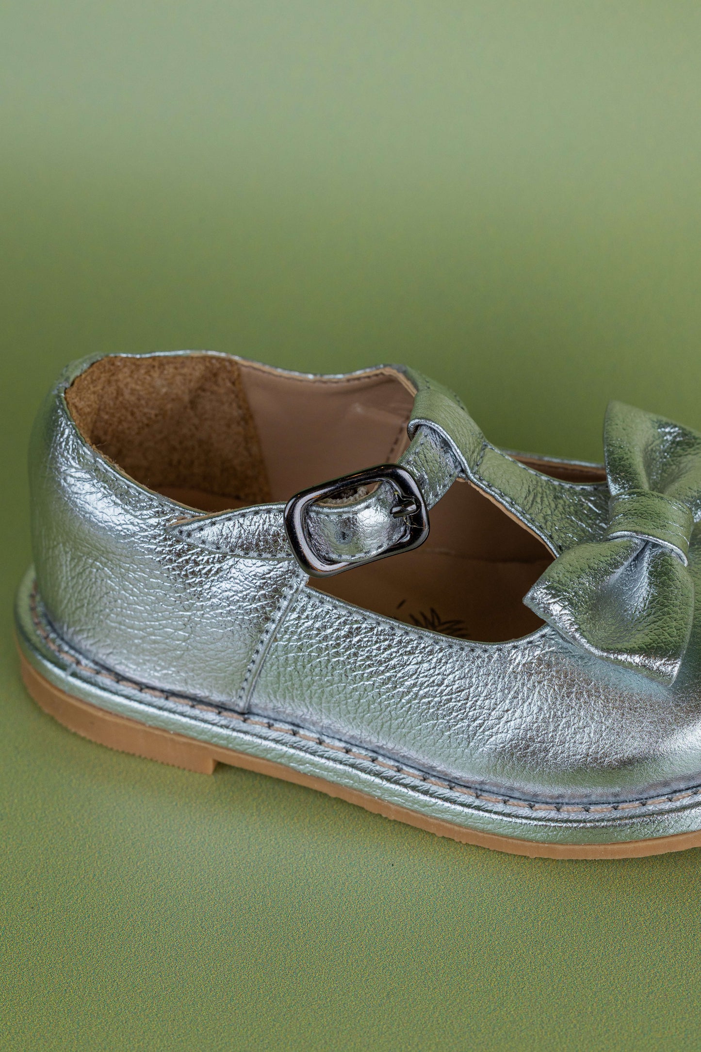 Sapato Infantil Ananás George Bow Couro Metalizado Prata