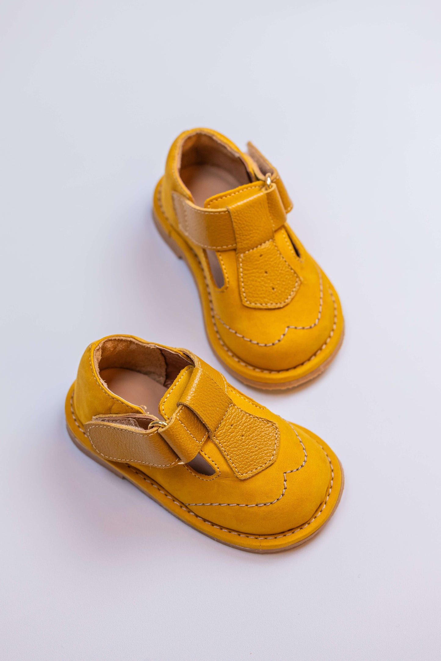 Sapato Infantil Ananás Ben Sued Amarelo Mostarda