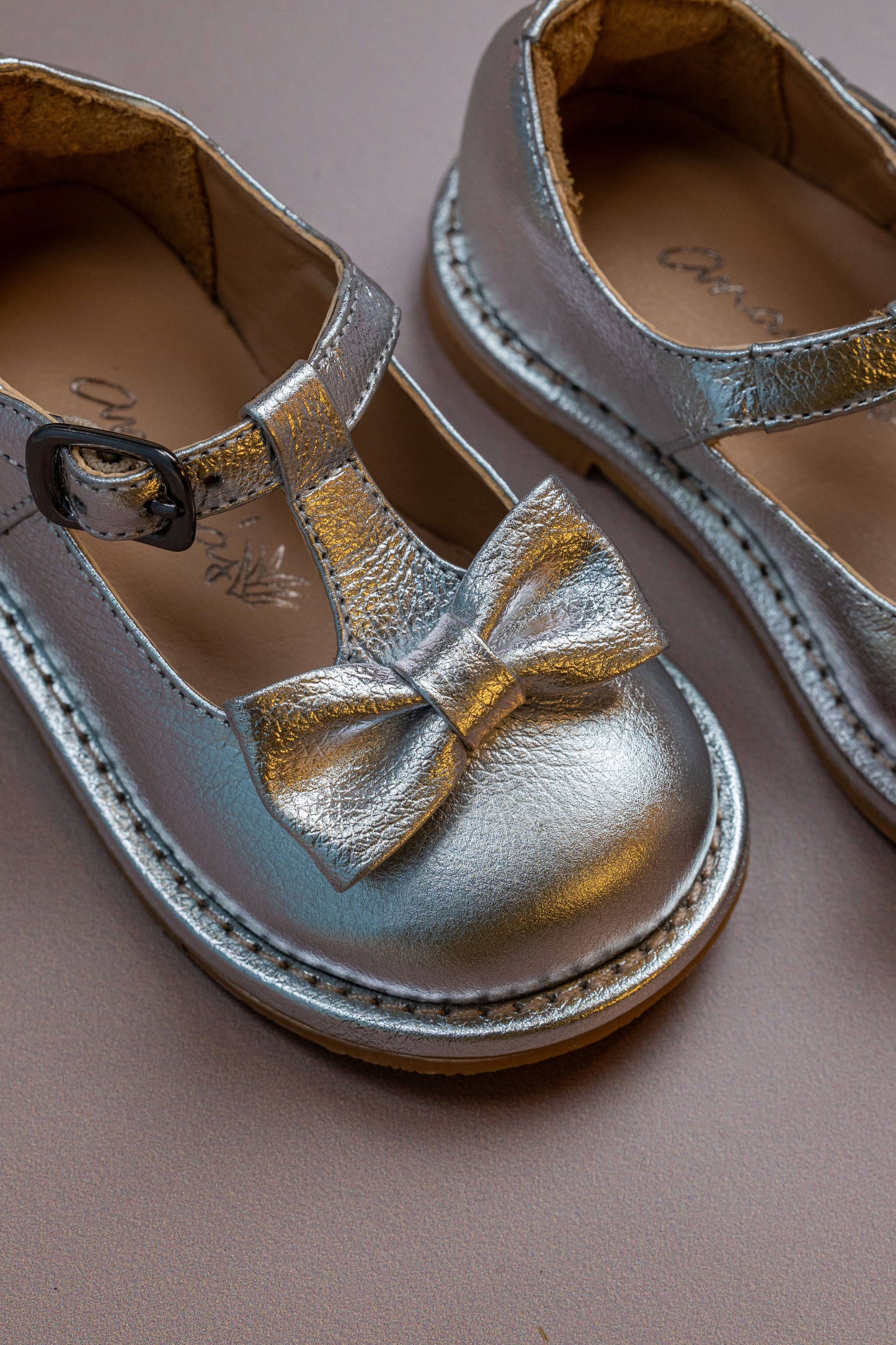 Sapato Infantil Ananás George Bow Couro Metalizado Prata