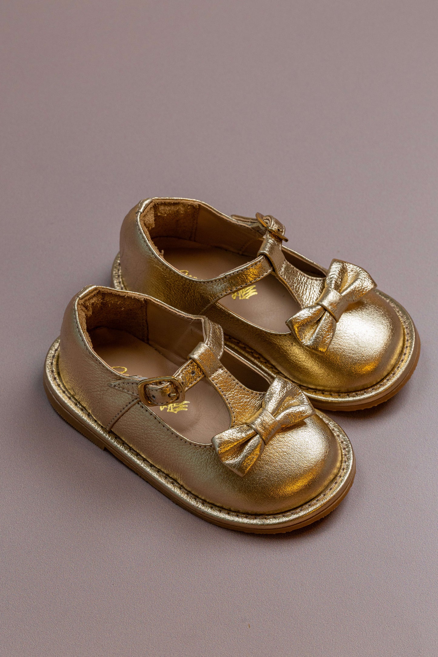 Sapato Infantil Ananás George Bow Couro Metalizado Ouro