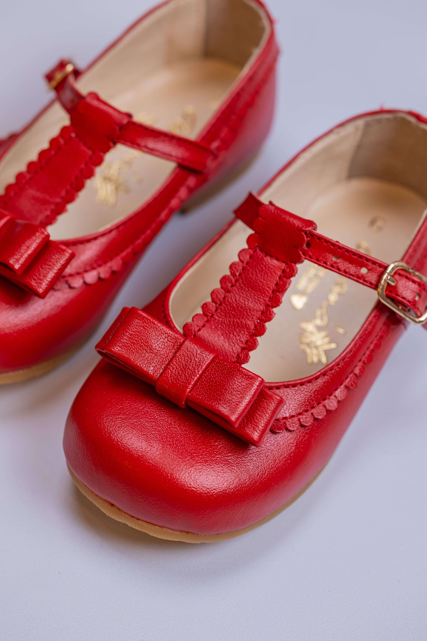 Sapato Infantil Ananás Amelia Couro Vermelho