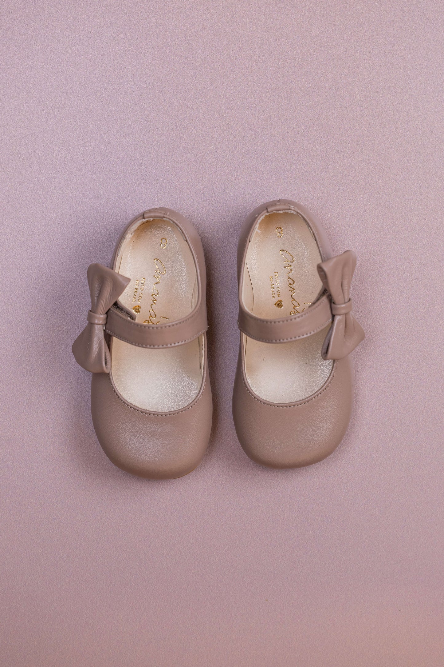 Sapato Infantil Ananás Jess Couro Fendi