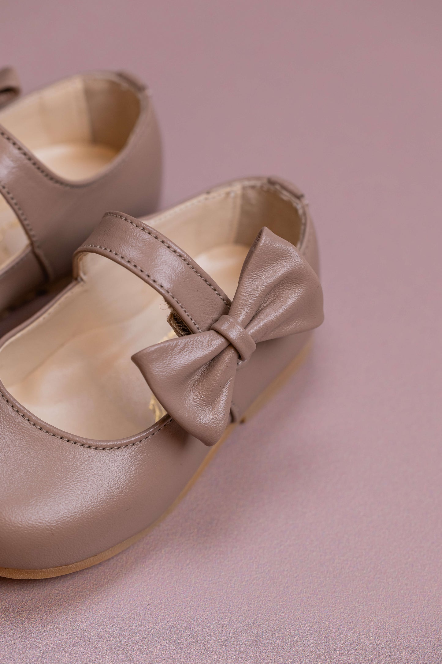 Sapato Infantil Ananás Jess Couro Fendi