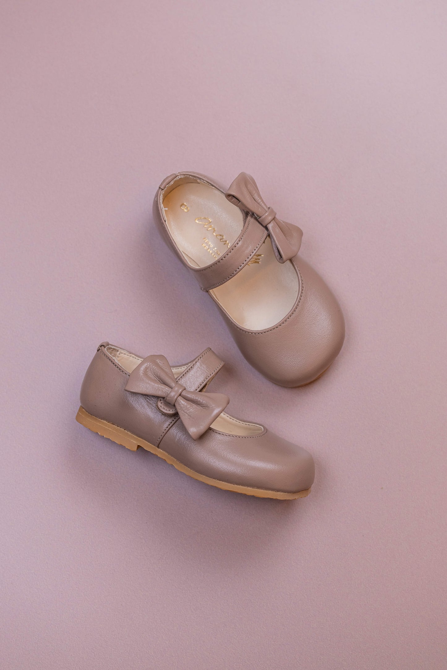 Sapato Infantil Ananás Jess Couro Fendi