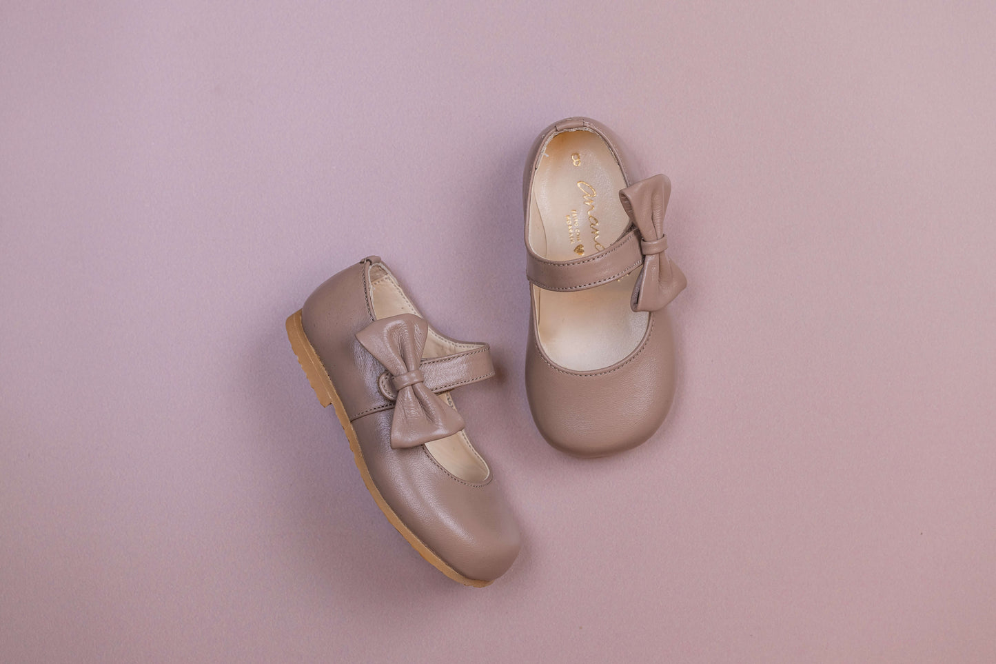 Sapato Infantil Ananás Jess Couro Fendi