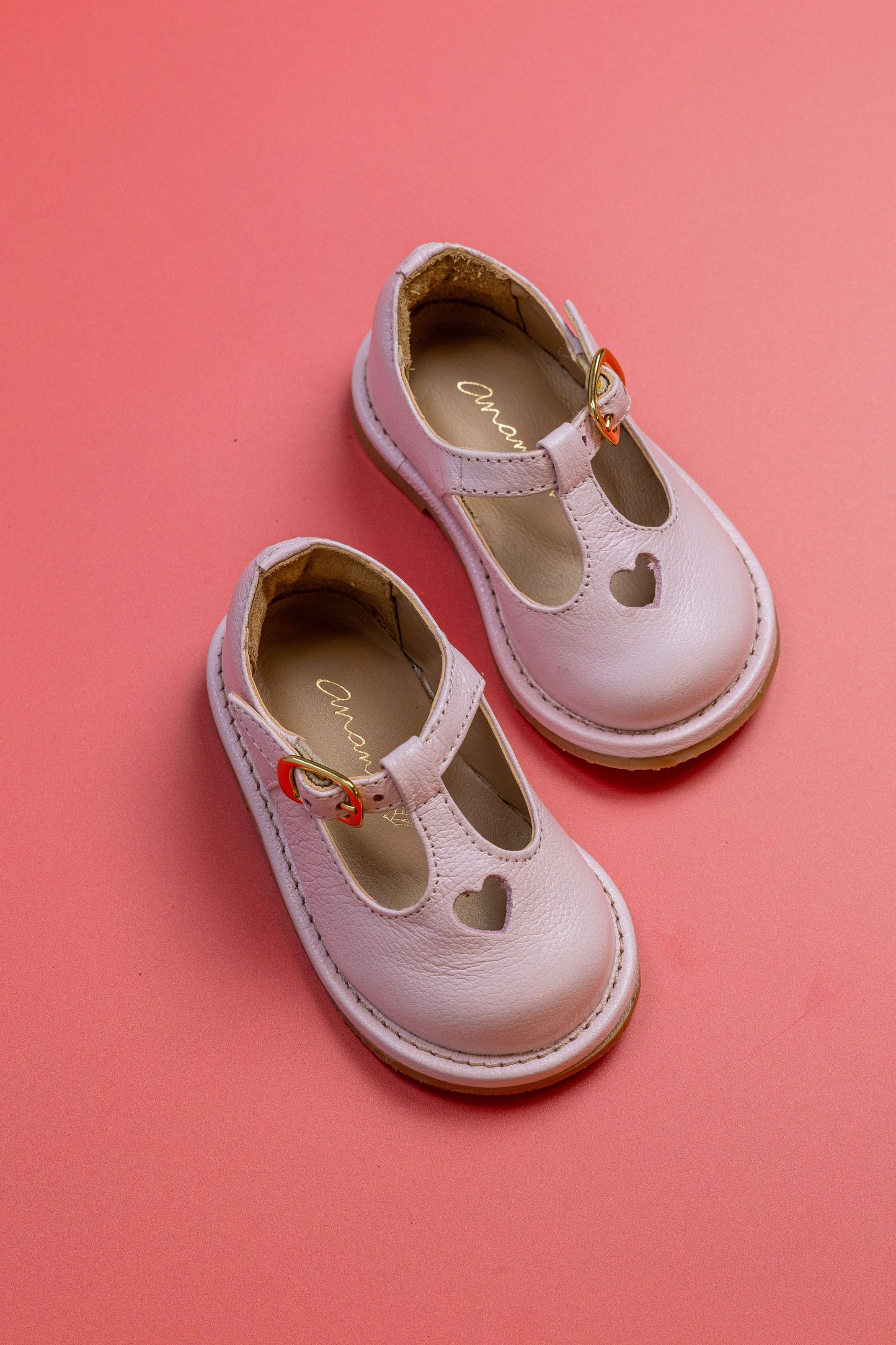 Sapato Infantil Ananás George Coracão Couro Rosa Bebê