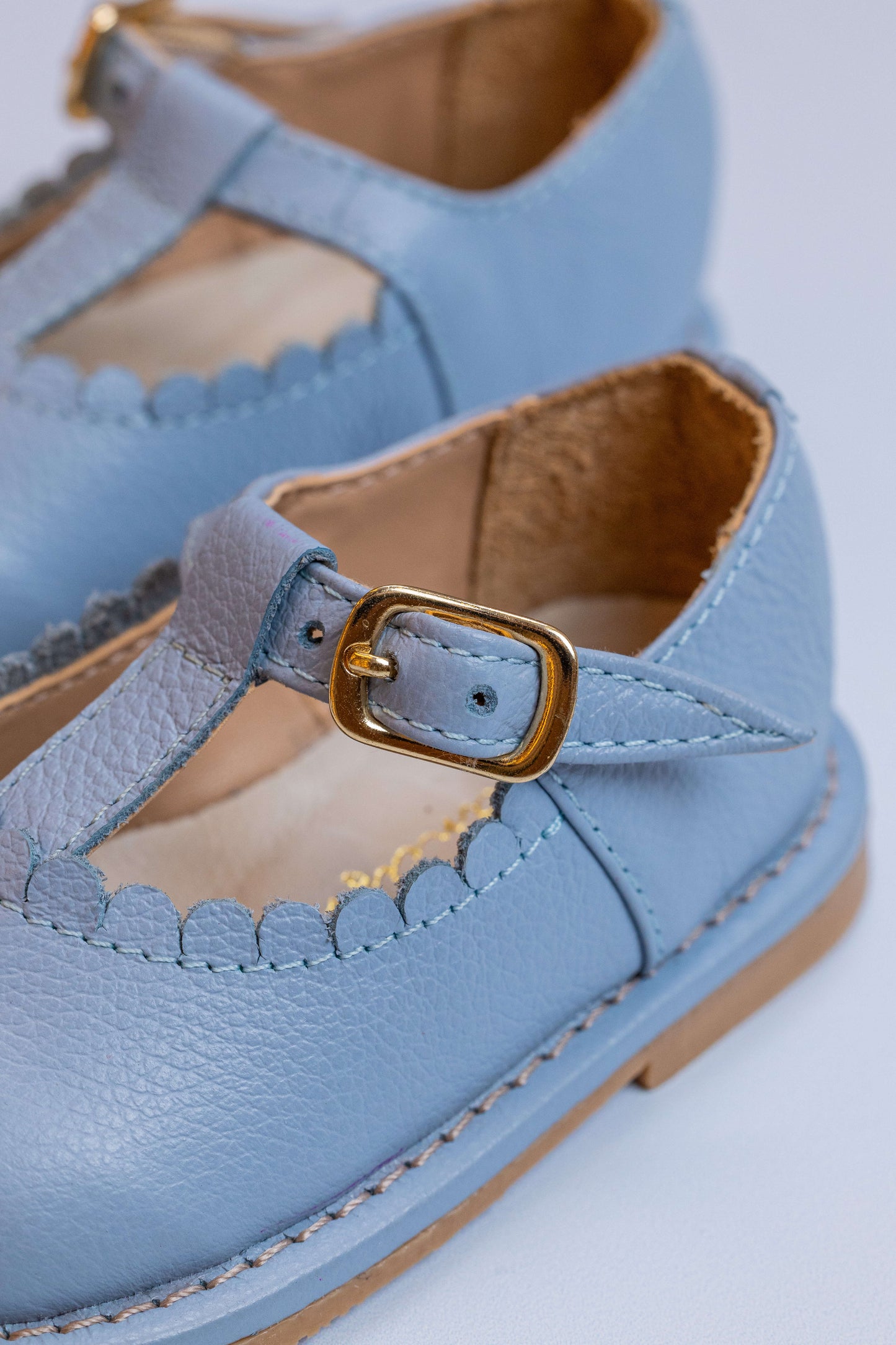 Sapato Infantil Ananás Carlotta Couro Azul Claro