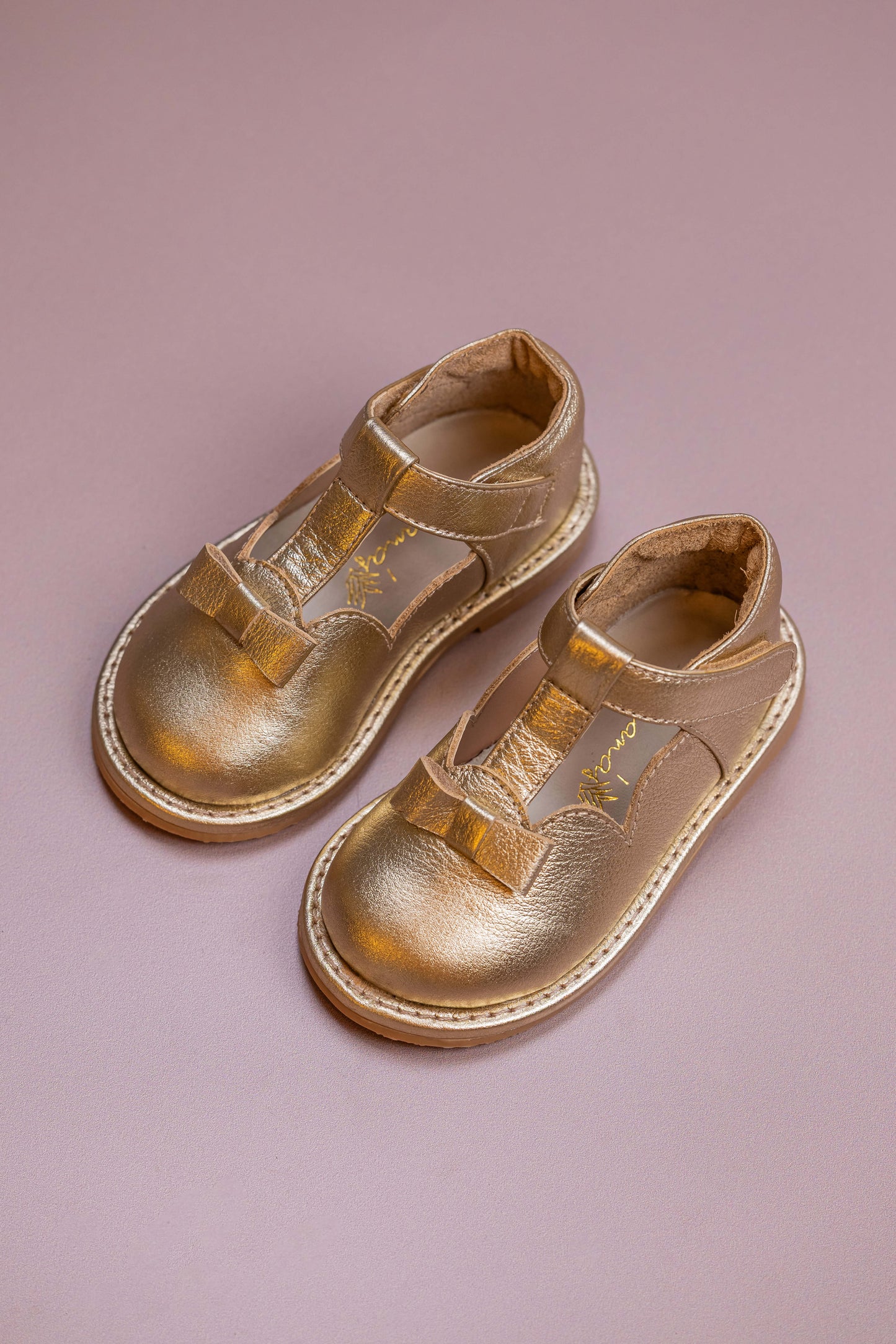 Sapato Infantil Ananás Emma Couro Metalizado Ouro