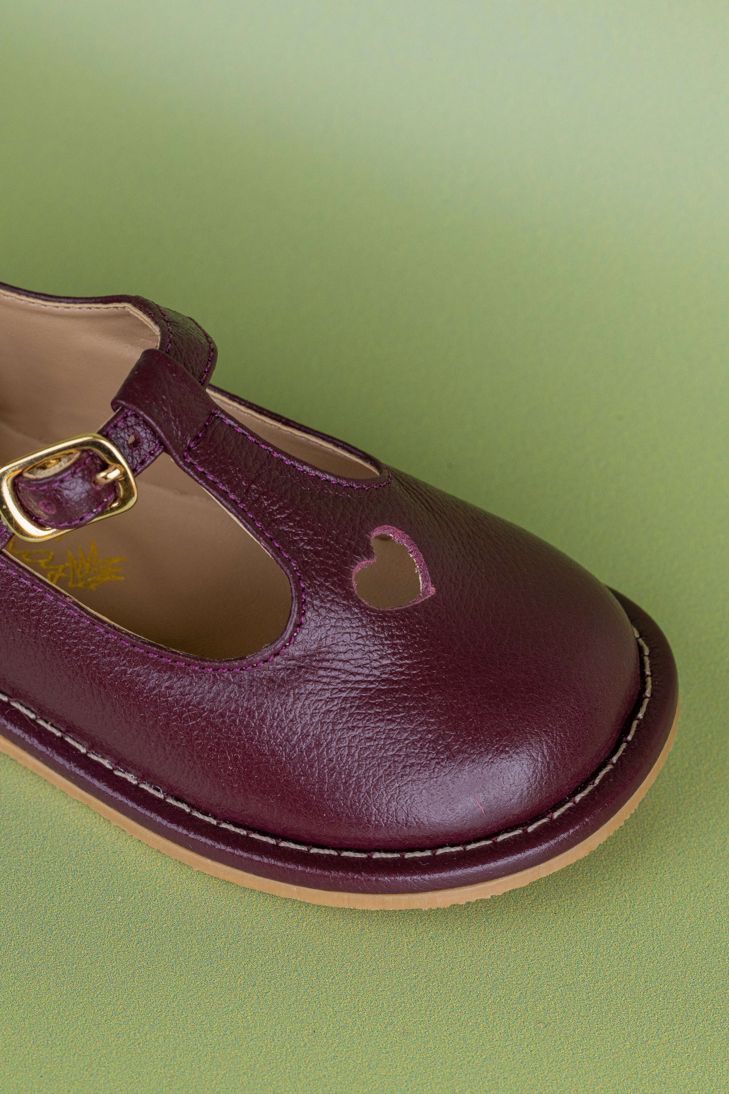 Sapato Infantil Ananás George Coracão Couro Burgundy