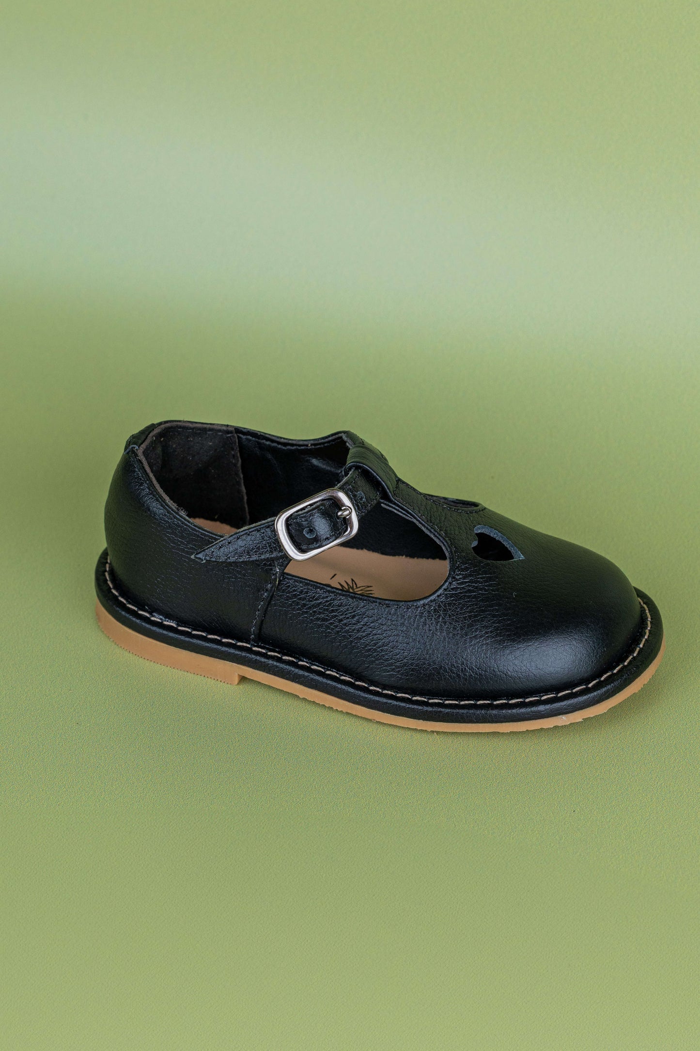 Sapato Infantil Ananás George Coracão Couro Preto
