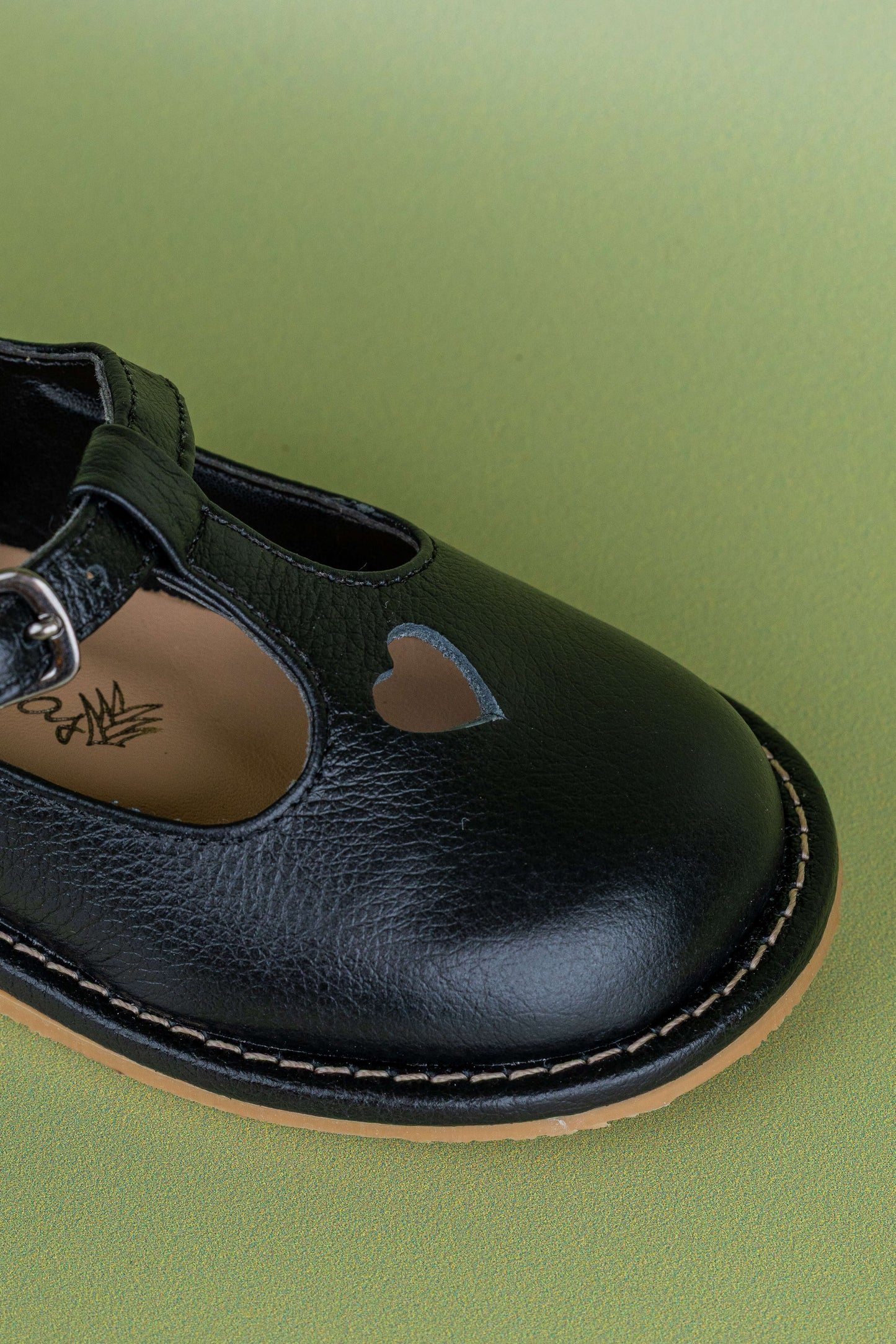 Sapato Infantil Ananás George Coracão Couro Preto