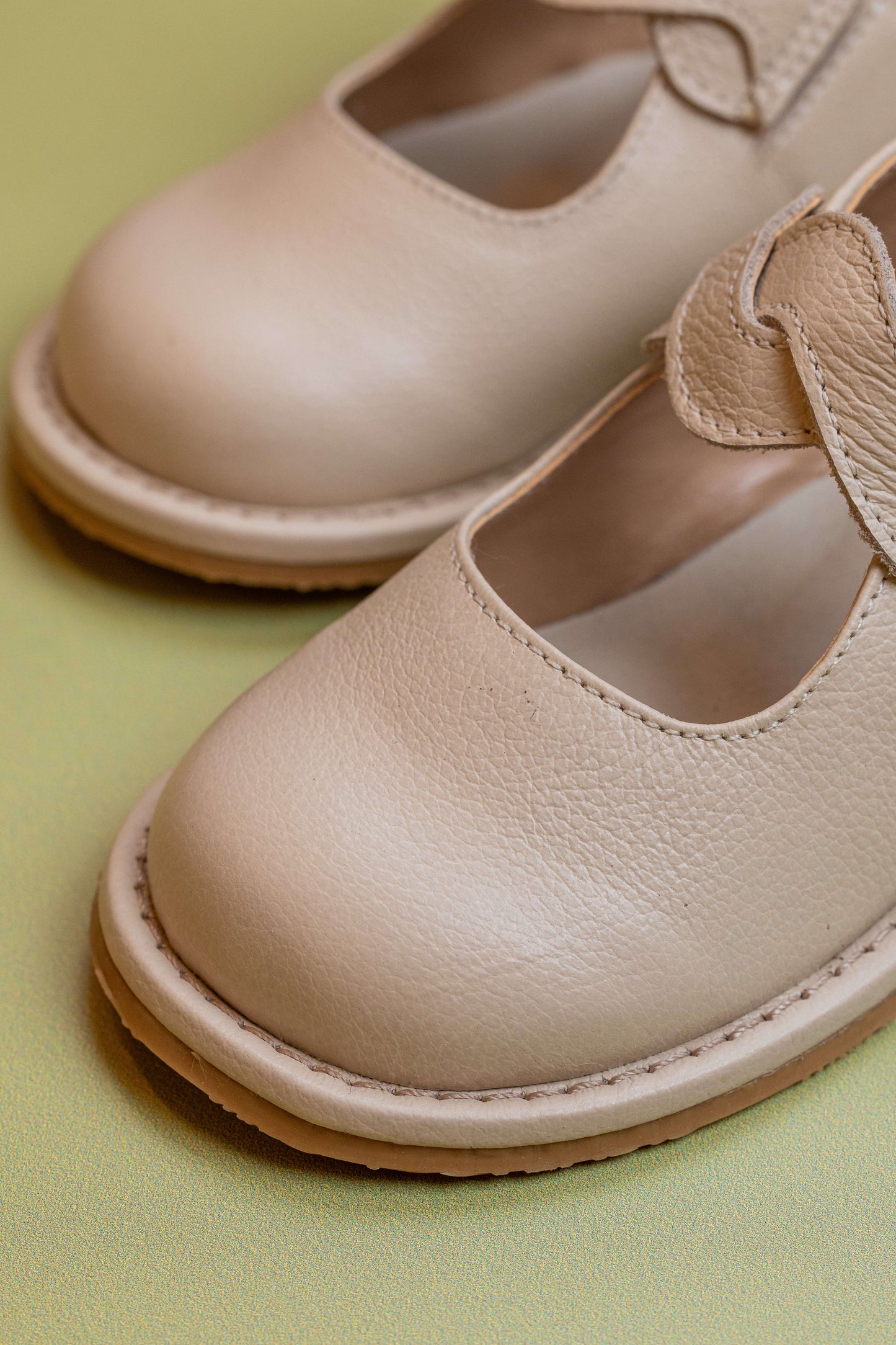 Sapato Infantil Ananás Julia Couro Marfim