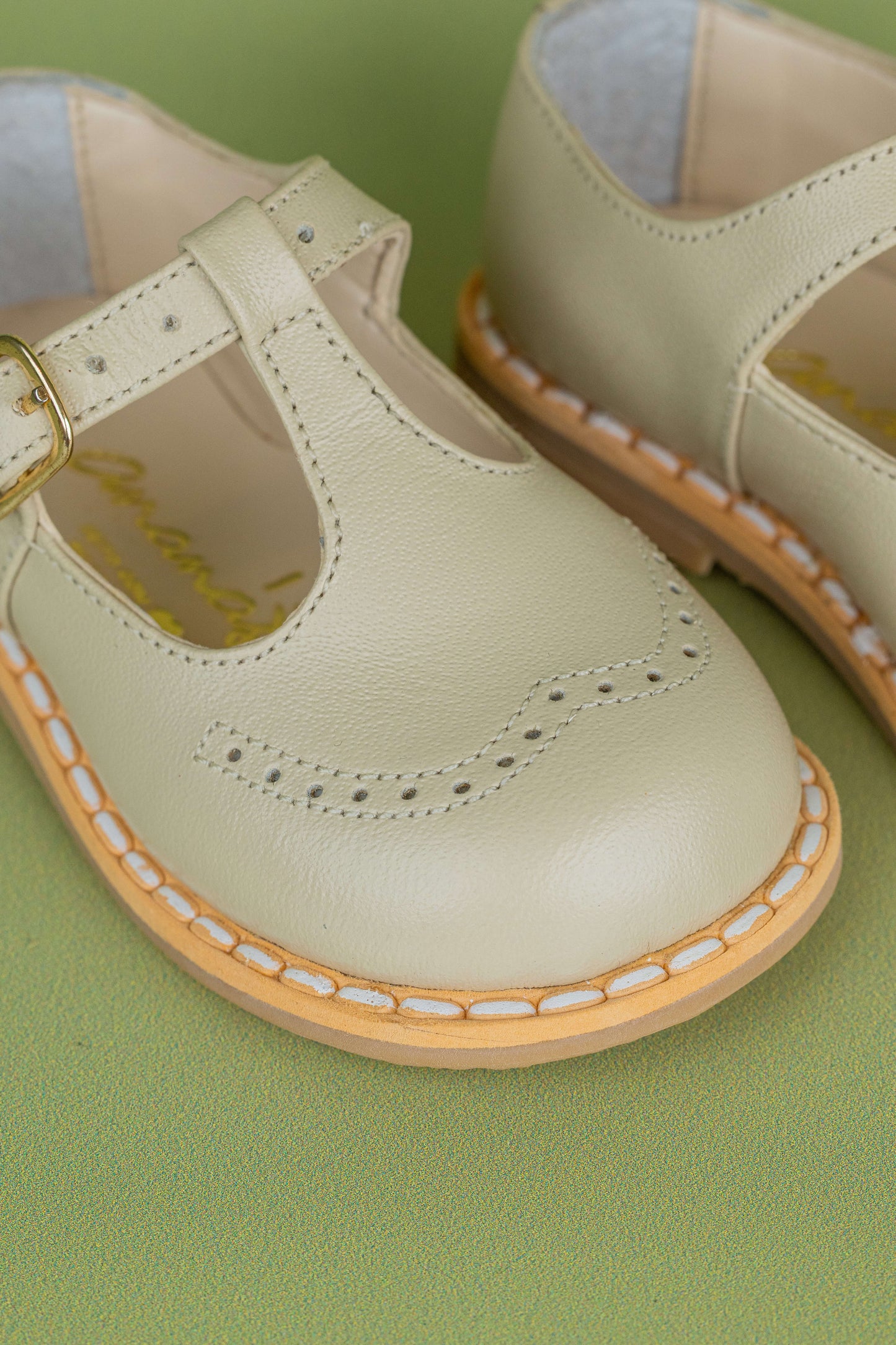 Sapato Infantil Ananás George Dots Couro Marfim