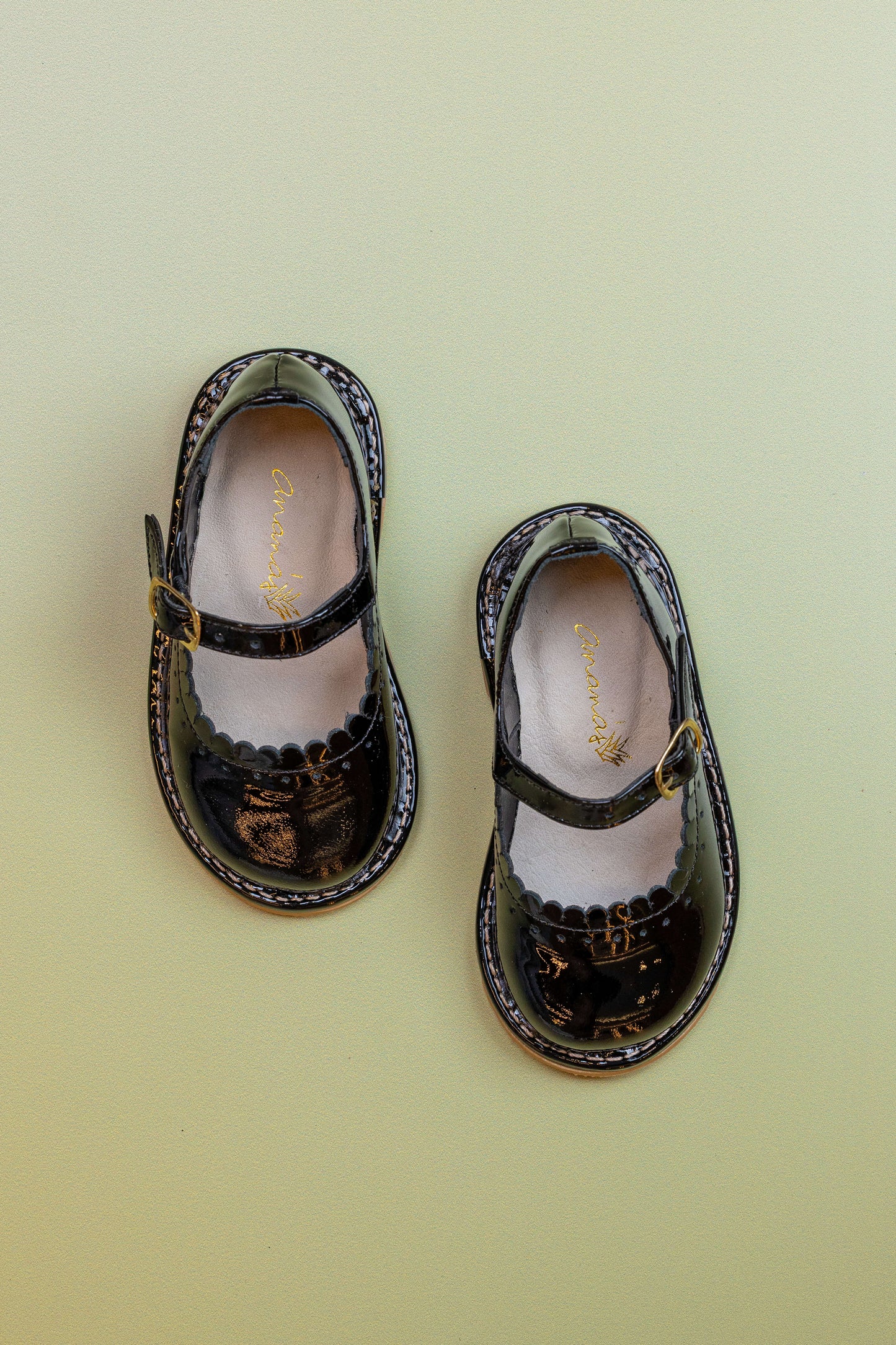 Sapato Infantil Ananás Charlotte Couro Verniz Preto
