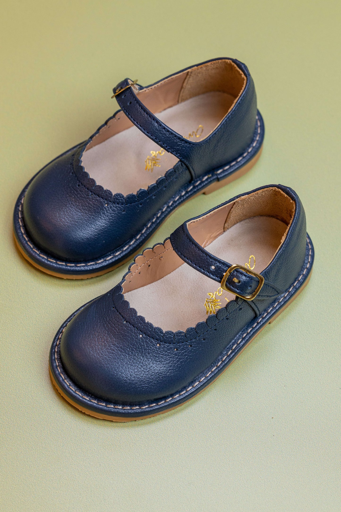 Sapato Infantil Ananás Charlotte Couro Azul Marinho
