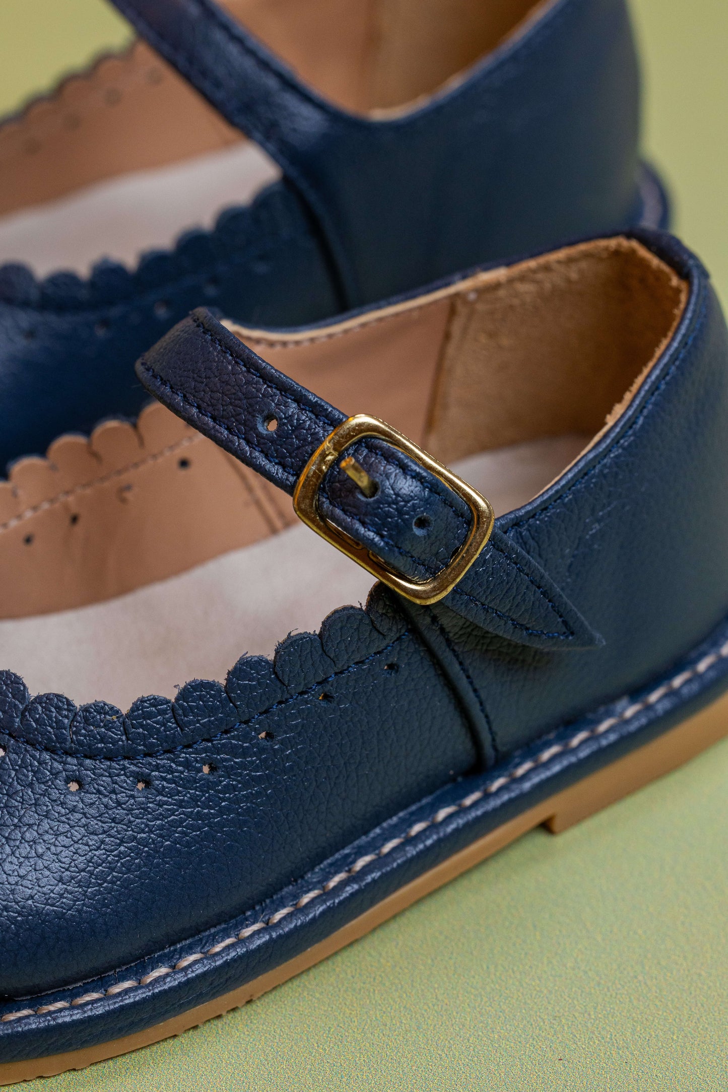 Sapato Infantil Ananás Charlotte Couro Azul Marinho
