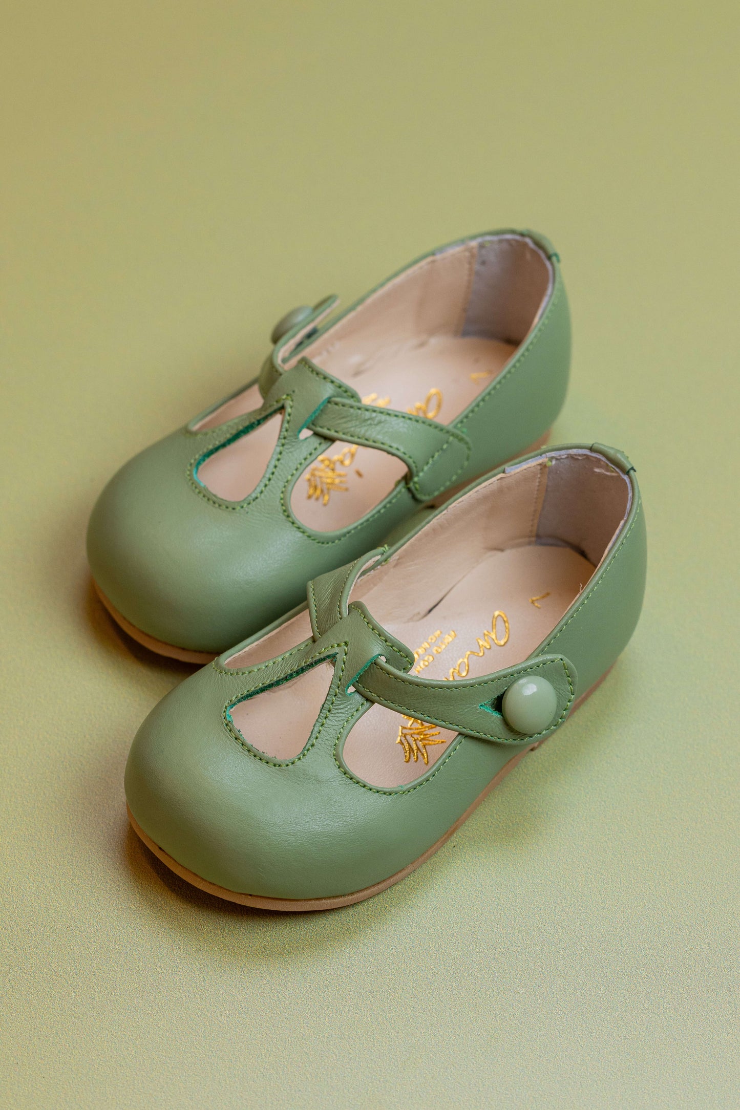 Sapato Infantil Ananás Ariel Couro Verde Bebê