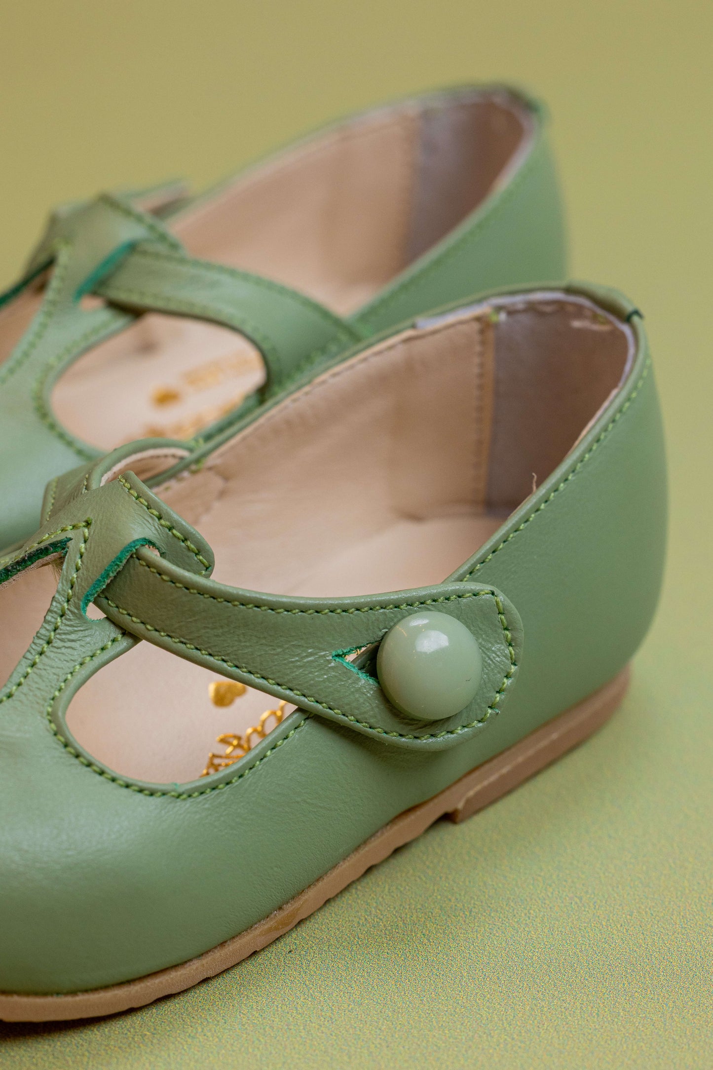 Sapato Infantil Ananás Ariel Couro Verde Bebê