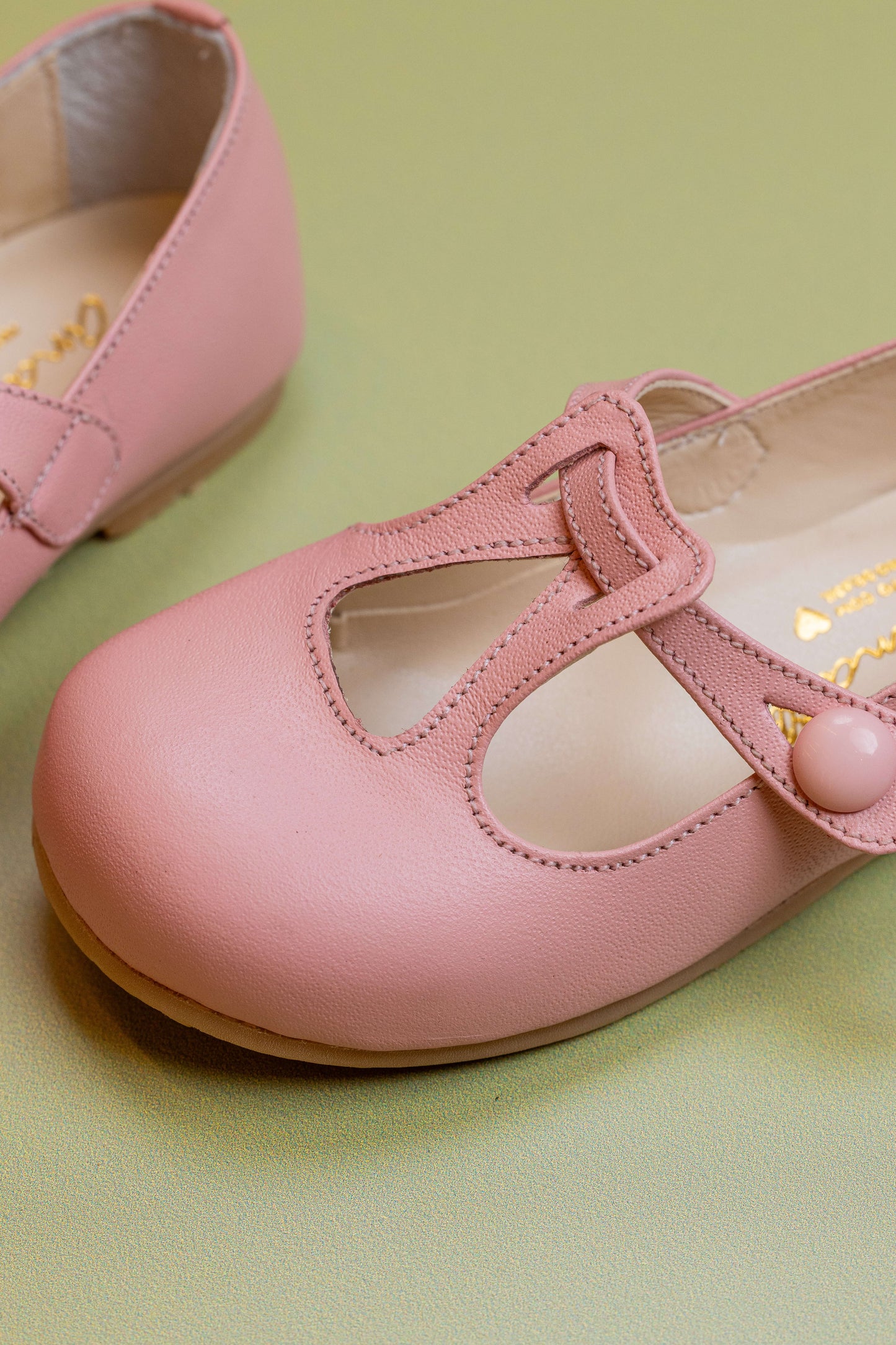 Sapato Infantil Ananás Ariel Couro Rosa Bebê
