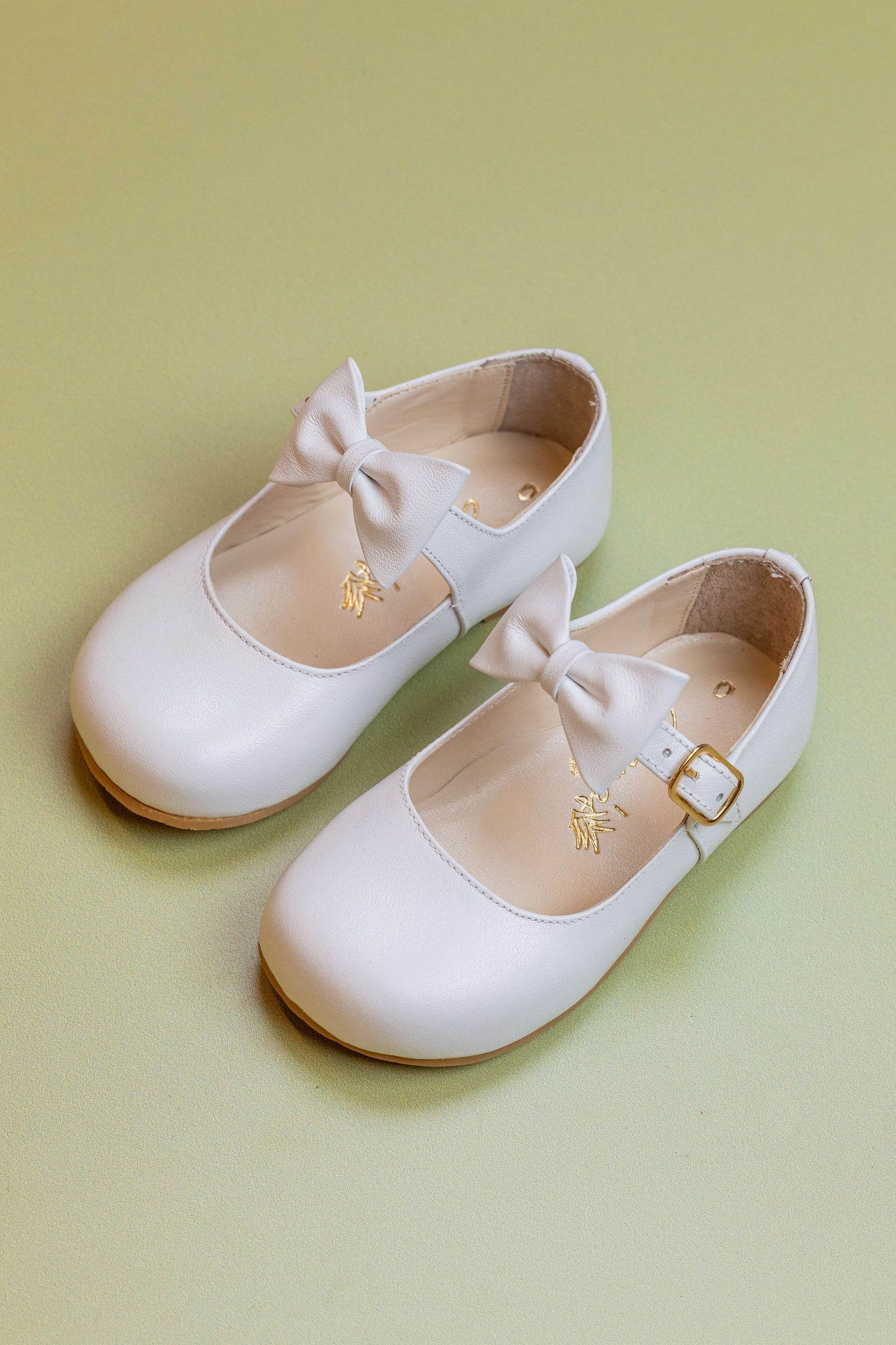 Sapato Infantil Ananás Beth Couro Branco