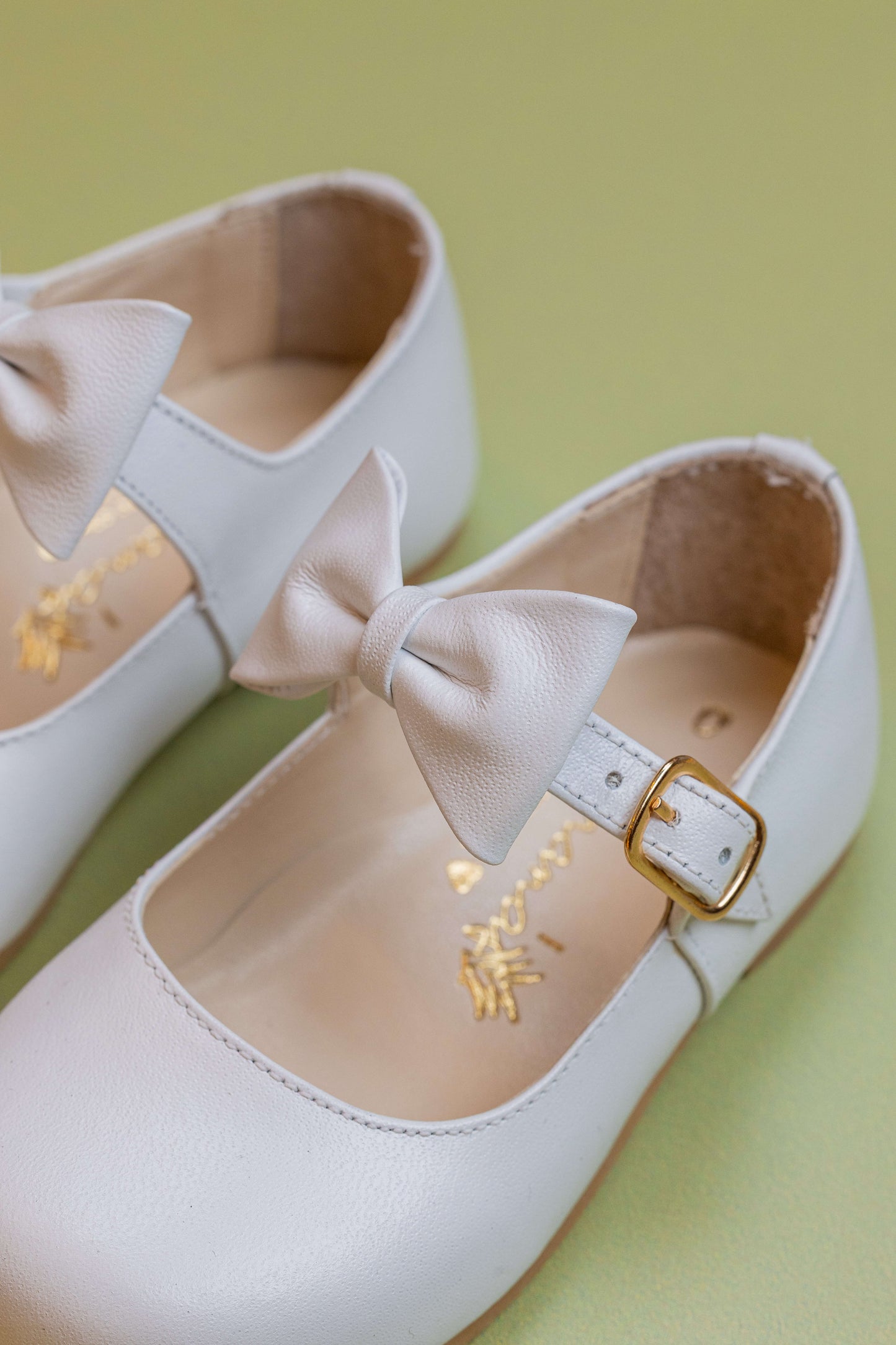 Sapato Infantil Ananás Beth Couro Branco