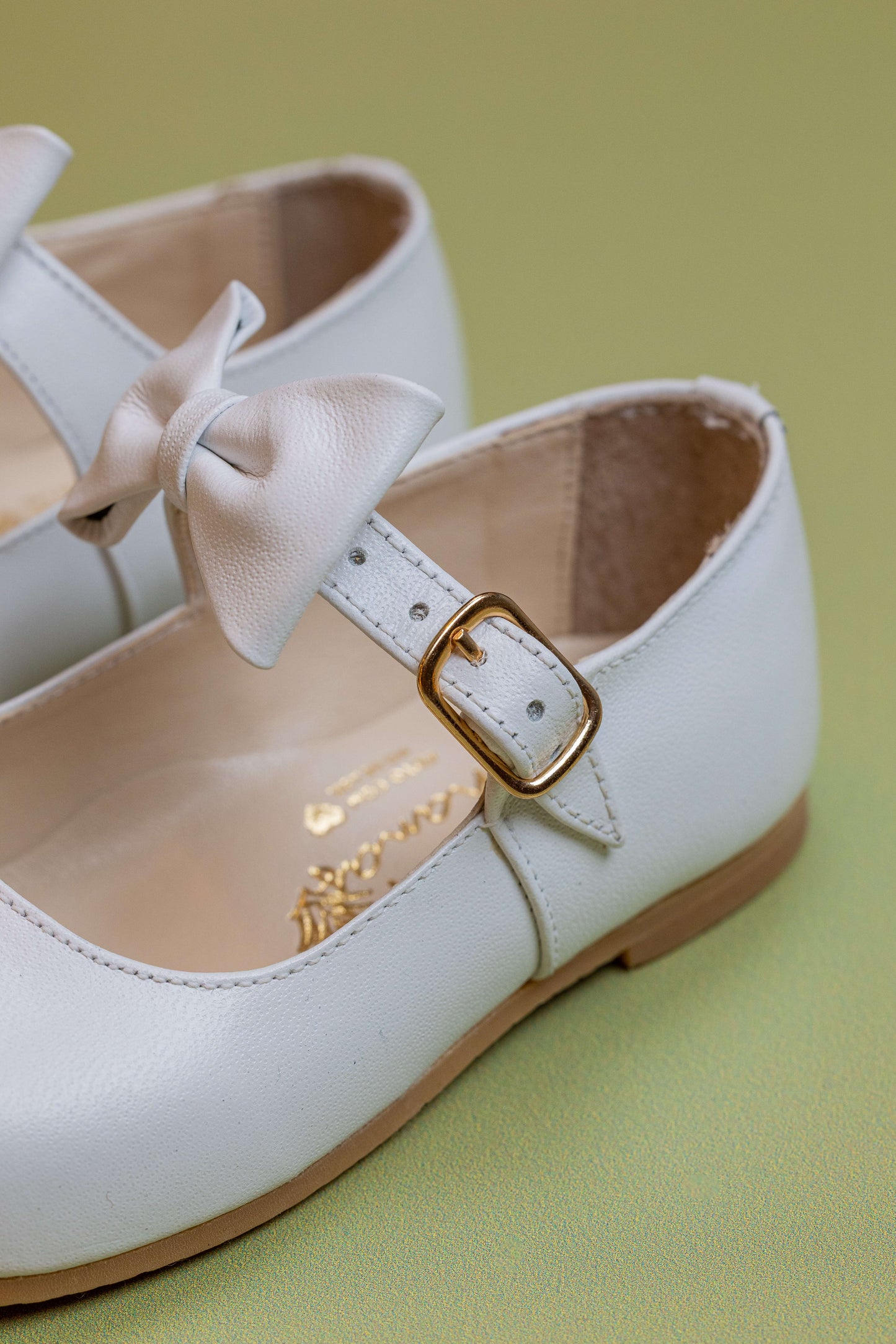 Sapato Infantil Ananás Beth Couro Branco