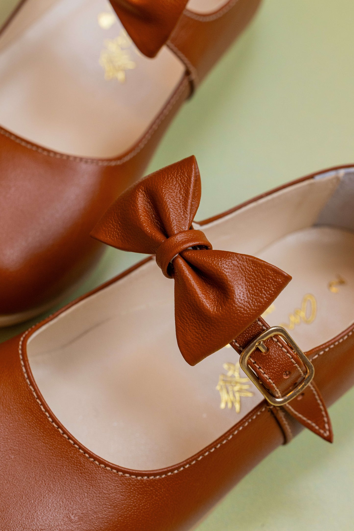 Sapato Infantil Ananás Beth Couro Caramelo
