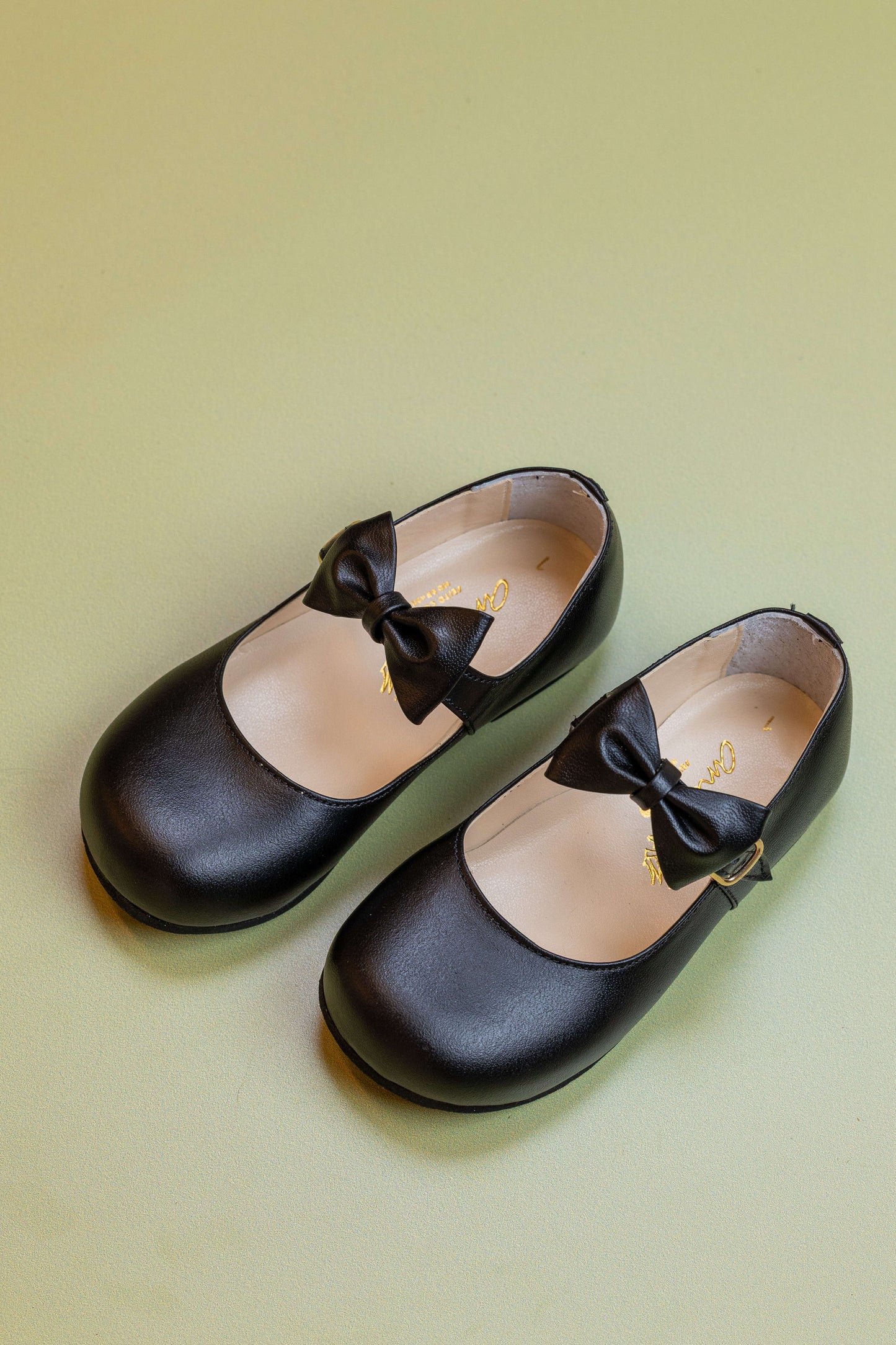 Sapato Infantil Ananás Beth Couro Preto