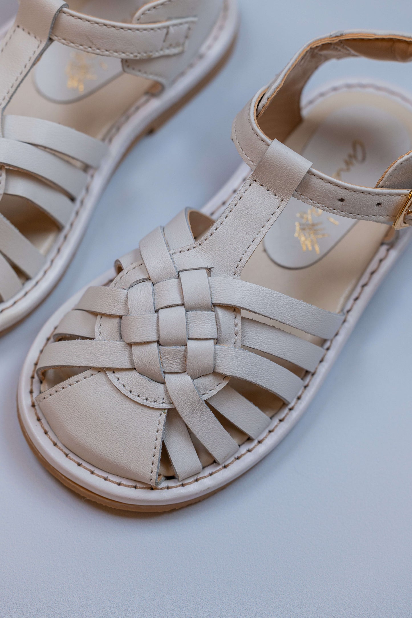 Sandália Infantil Ananás Bee Couro Branco