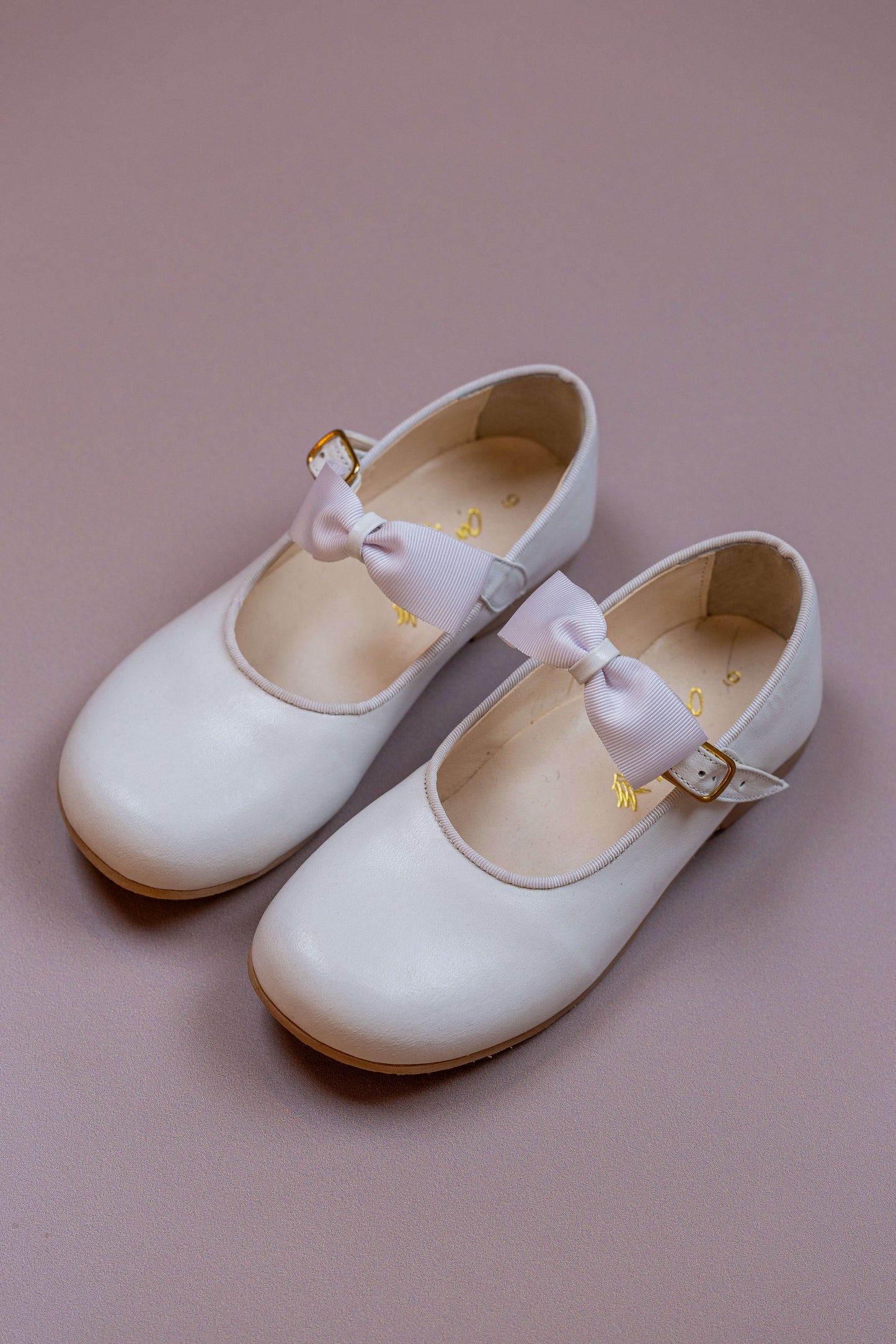 Sapato Infantil Ananás Beth Laço de Fita Couro Branco