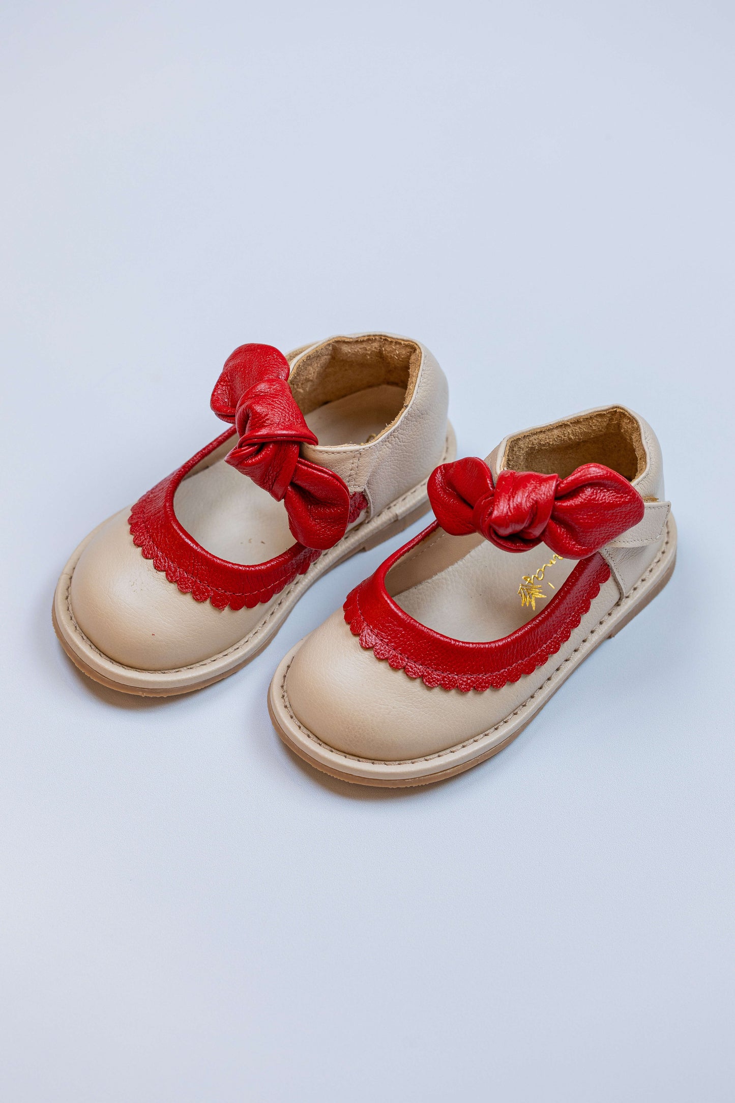 Sapato Infantil Ananás Violet Couro Marfim com Vermelho