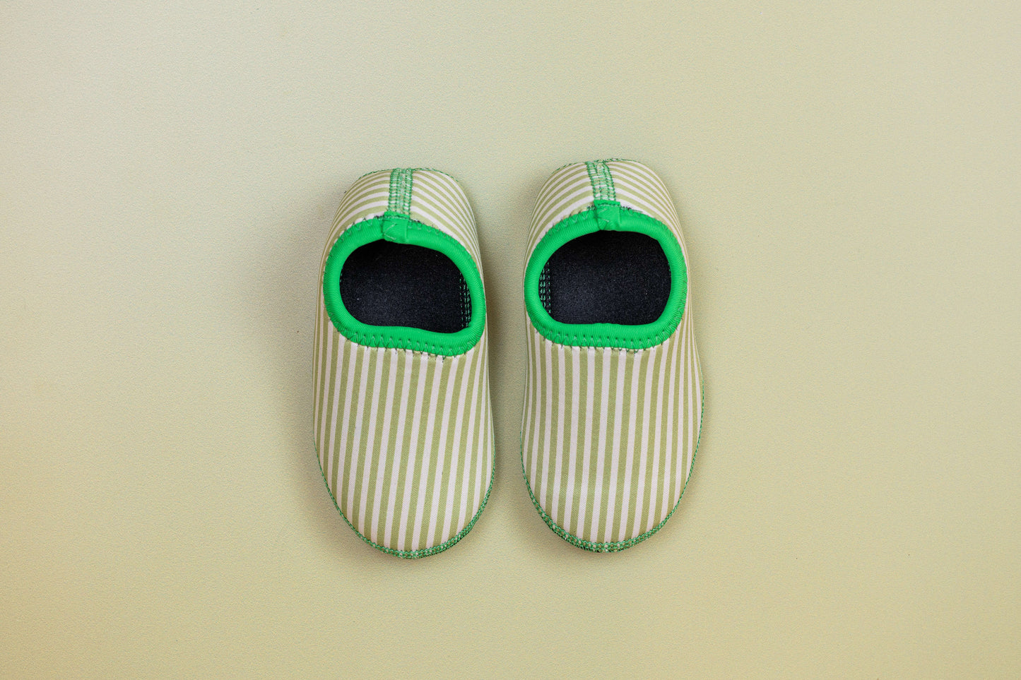 Sapato Infantil Ananás Kai Neoprene Listras Verde