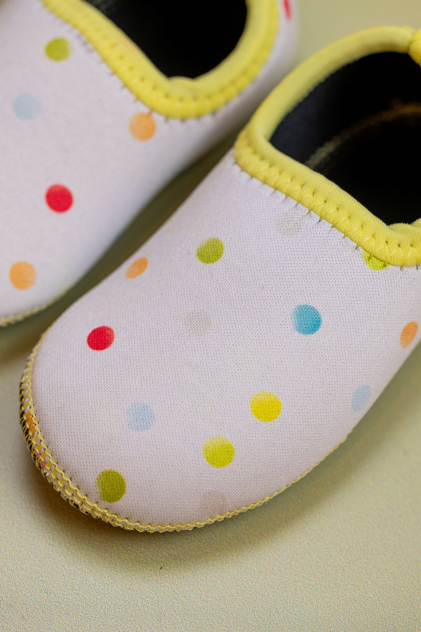 Sapato Infantil Ananás Kai Neoprene Bolinhas
