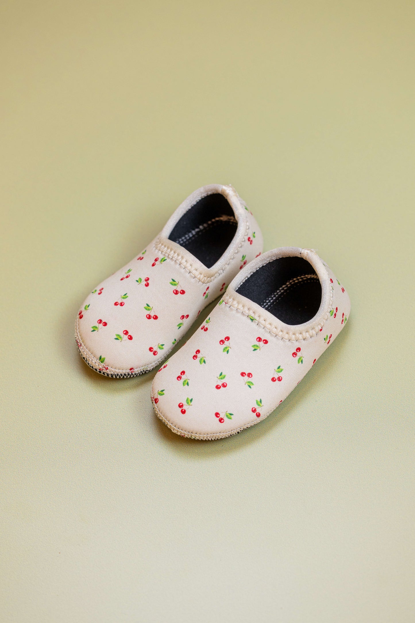 Sapato Infantil Ananás Kai Neoprene Cerejas