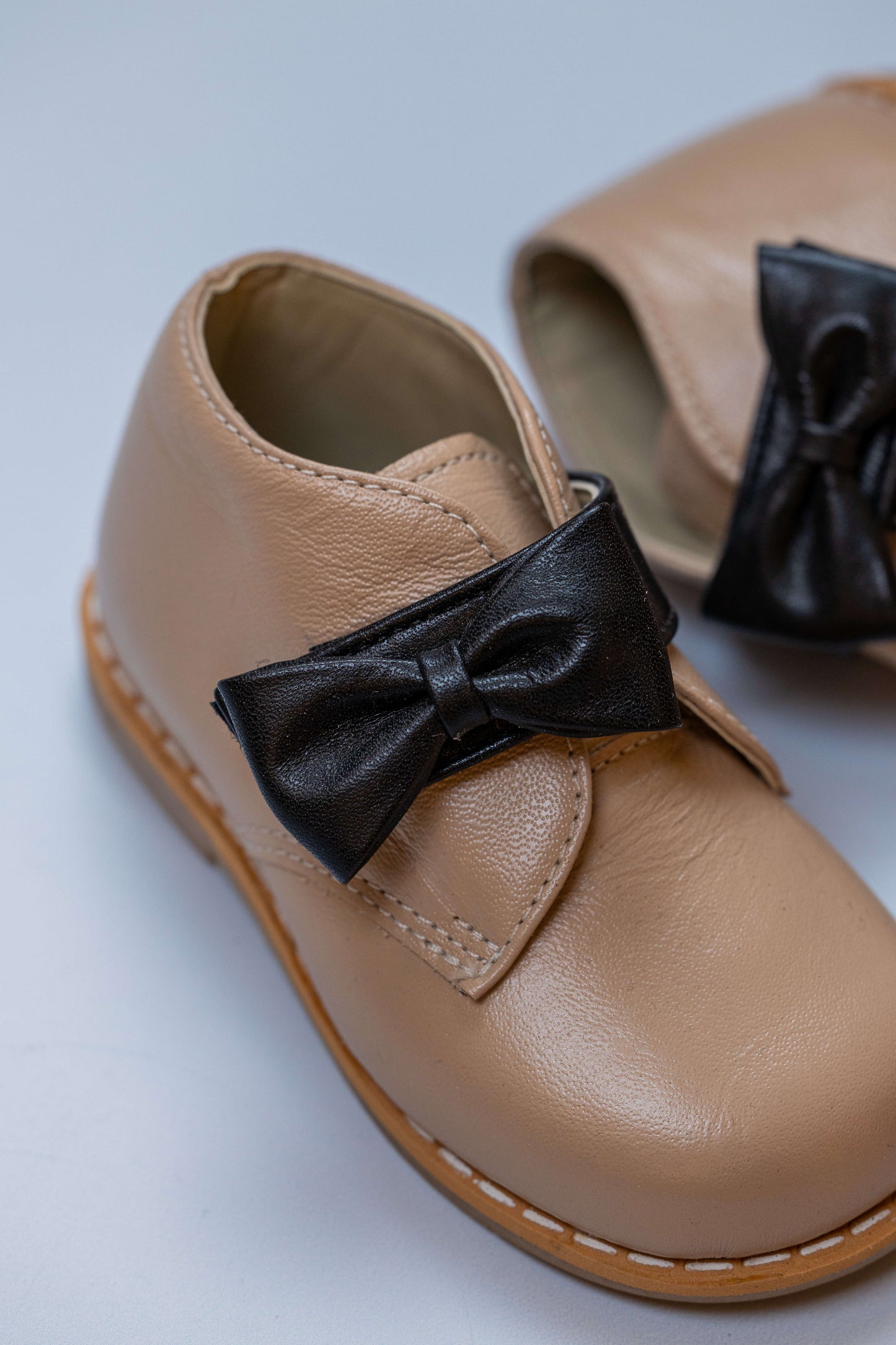 Bota Infantil Ananás Lari Couro Bege com Preto