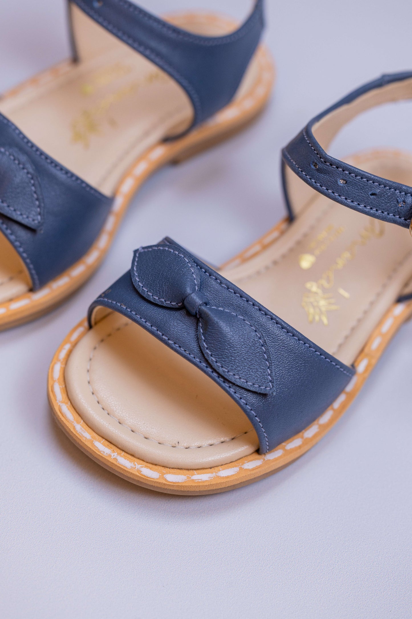 Sandália Infantil Ananás Sarah Couro Azul Jeans