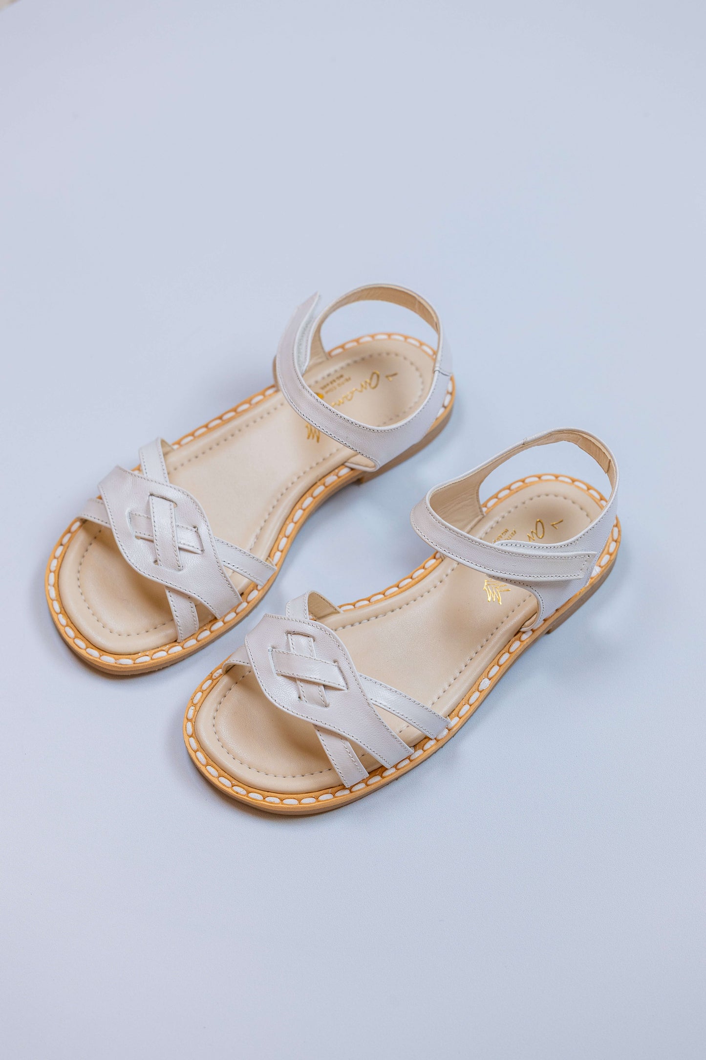 Sandália Infantil Ananás Lulu  Couro Branco