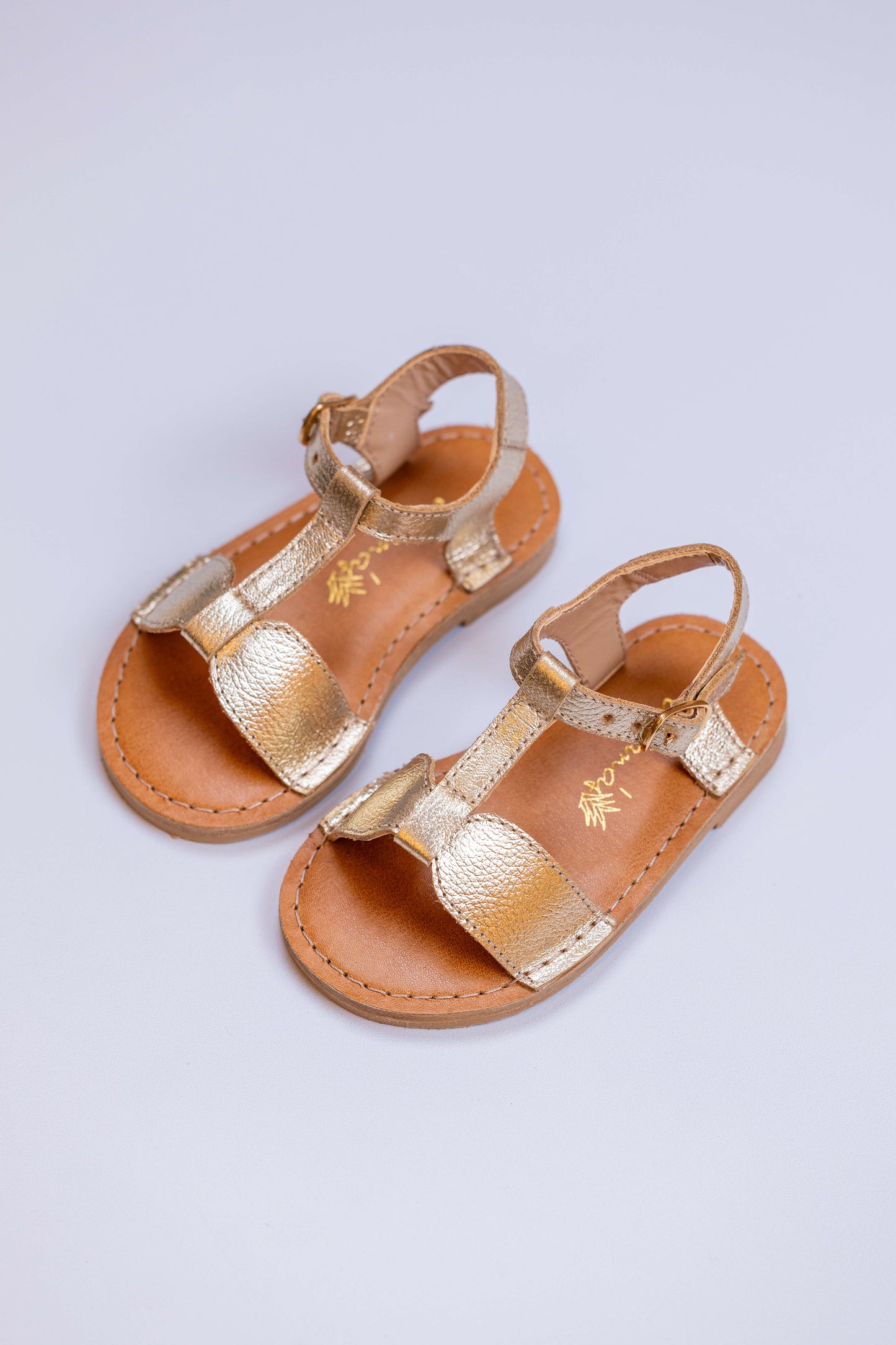 Sandália Infantil Ananás Theodora Couro Metalizado Ouro