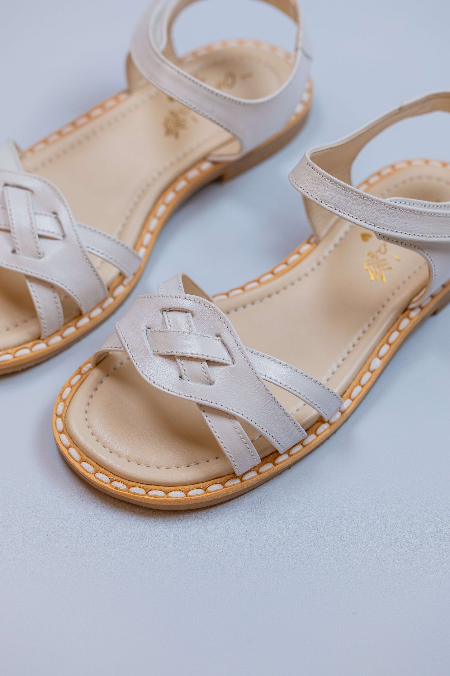 Sandália Infantil Ananás Lulu  Couro Branco