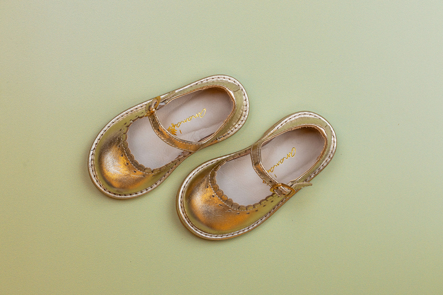 Sapato Infantil Ananás Charlotte Couro Metalizado Ouro