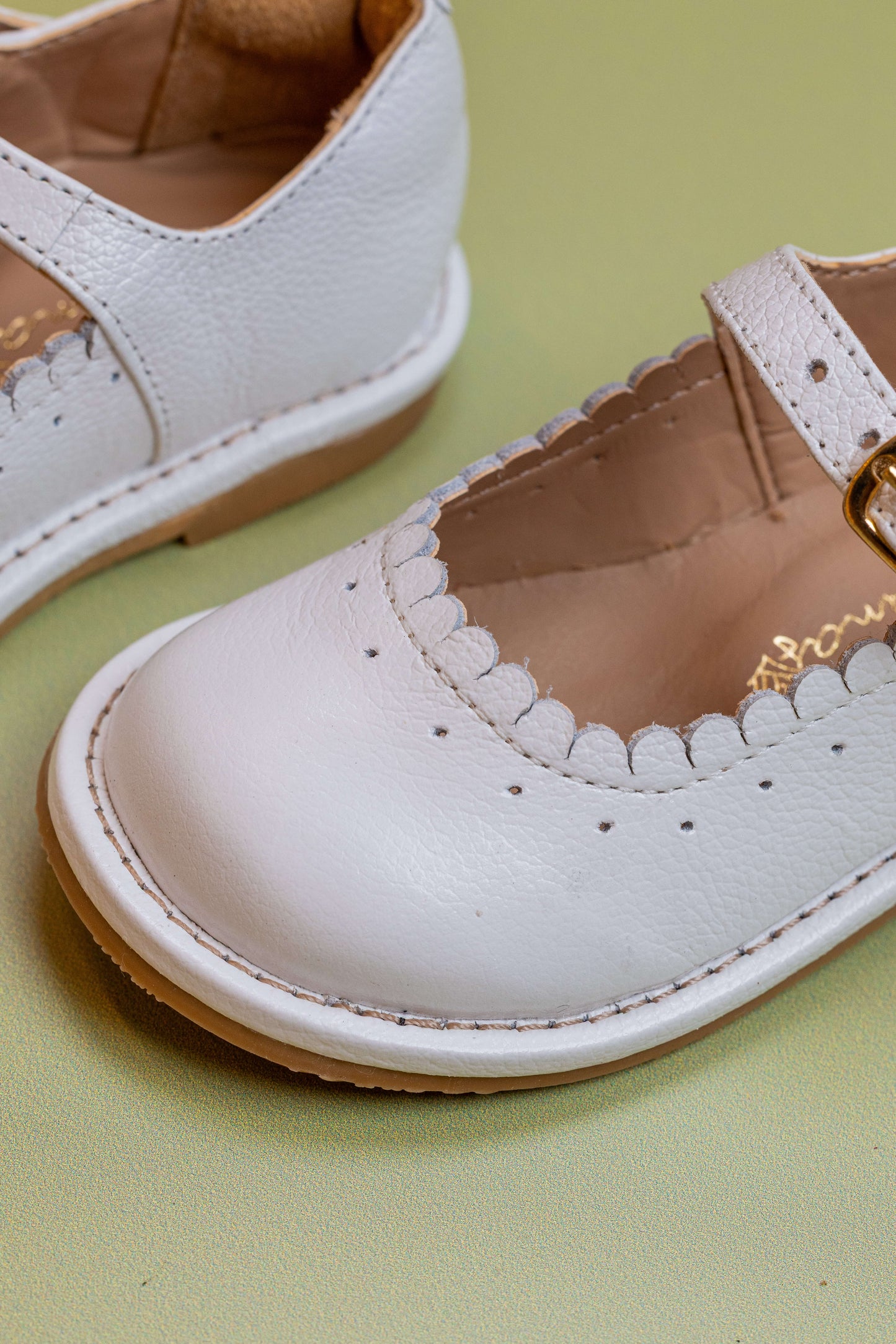 Sapato Infantil Ananás Charlotte Couro Branco