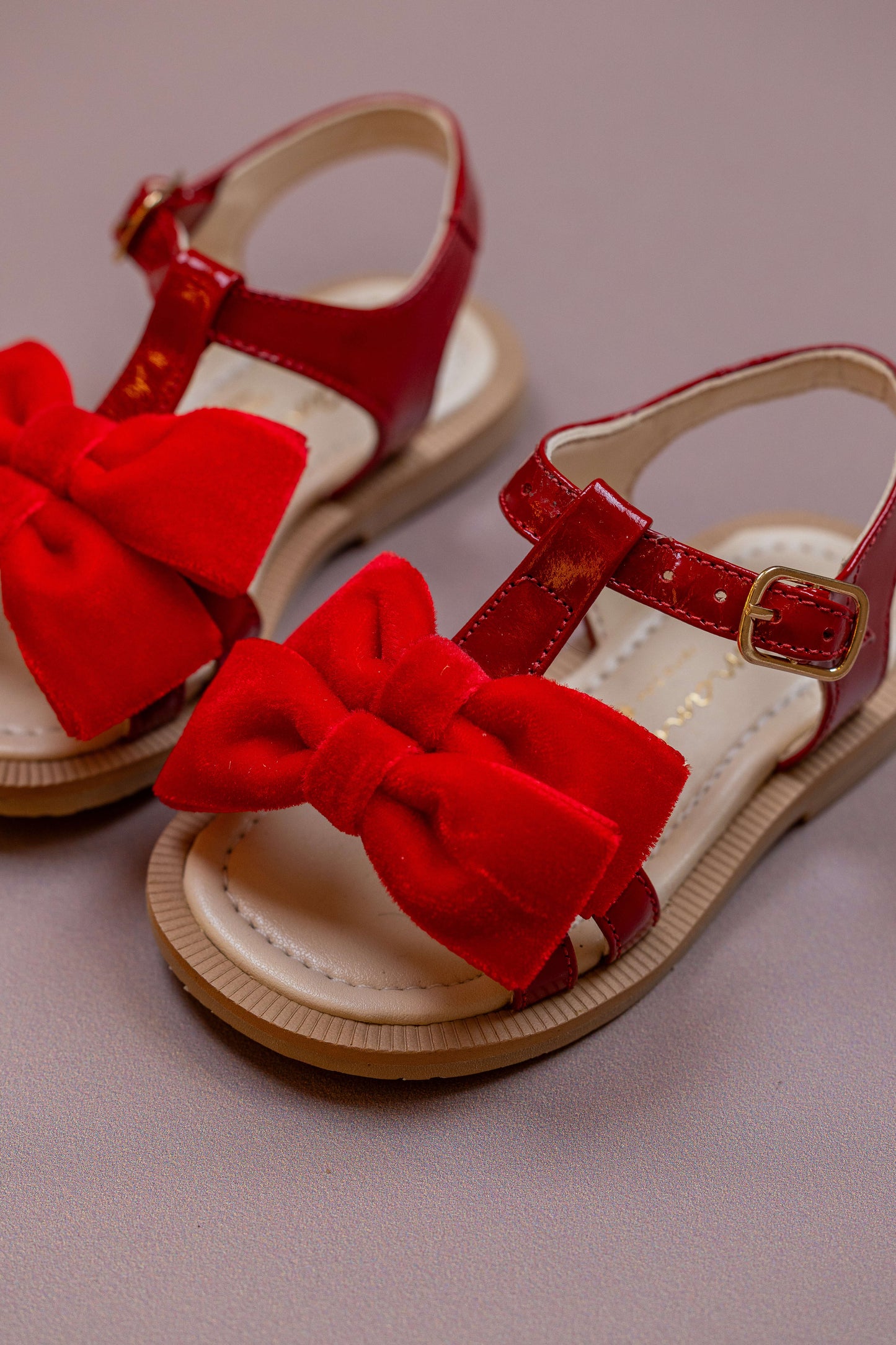 Sandália Infantil Ananás Vera Couro Verniz Vermelho
