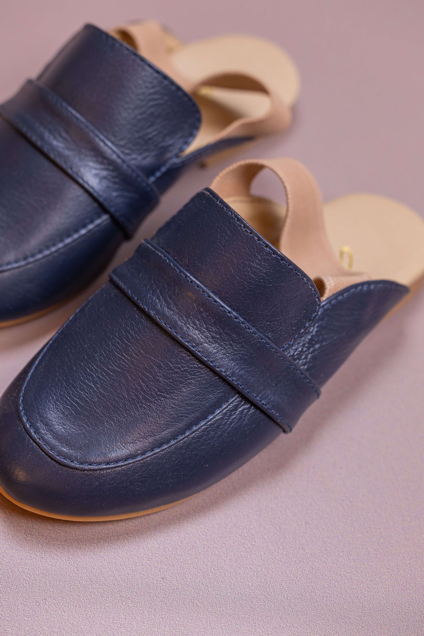 Mule Infantil Ananás Aida Couro Azul Marinho