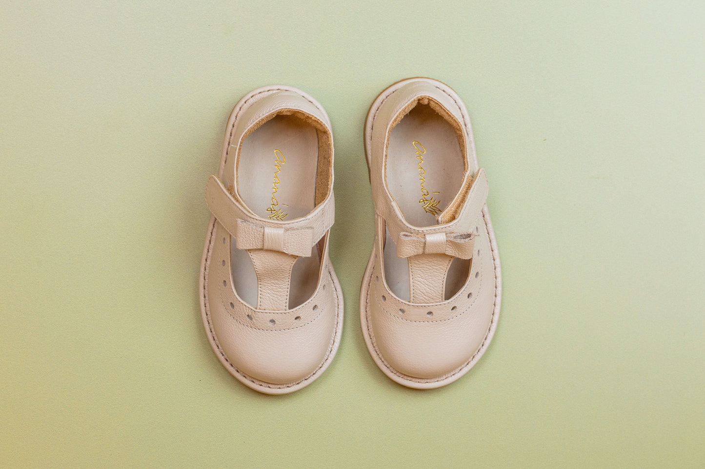 Sapato Infantil Ananás Daphne Couro Marfim