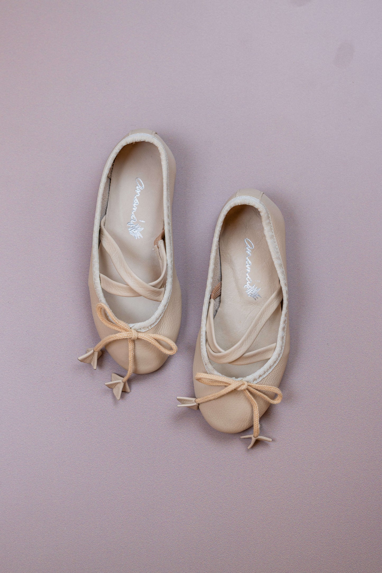 Sapatilha Infantil Ananás Bailarina Anna Couro Marfim