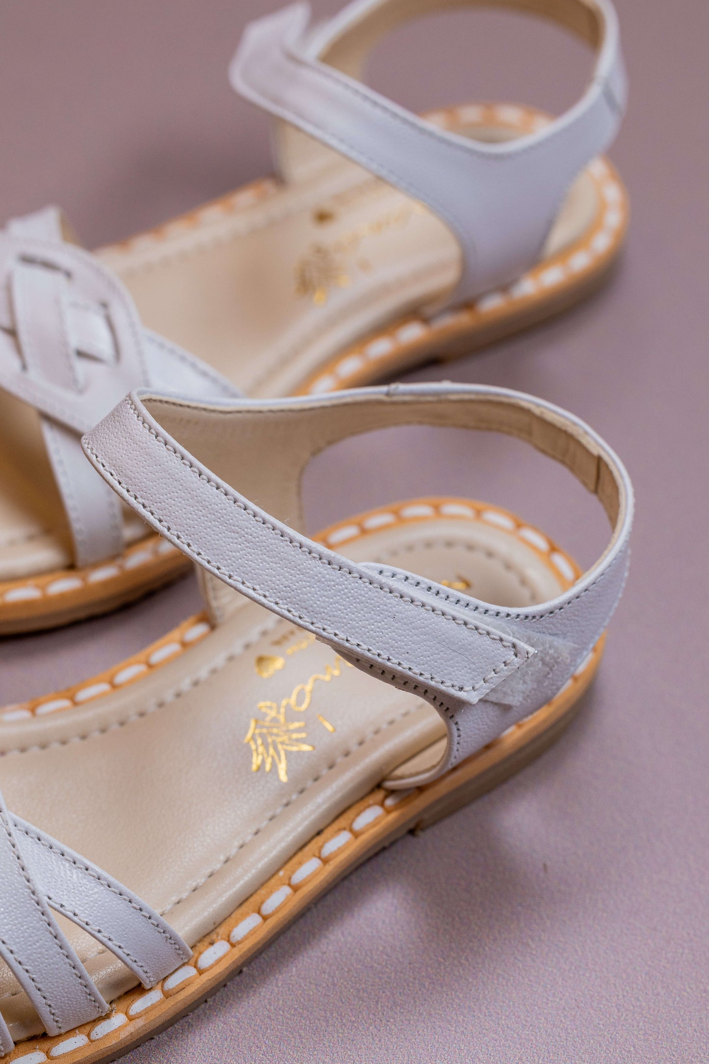 Sandália Infantil Ananás Lulu  Couro Branco