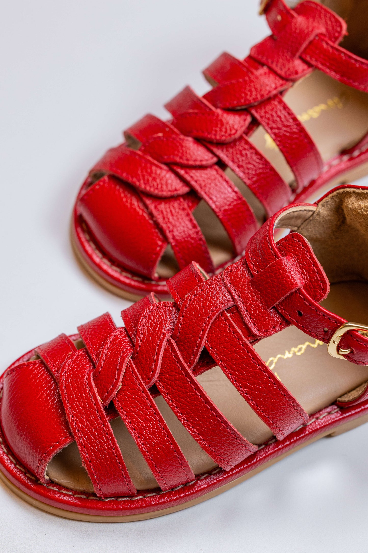 Sandália  Infantil Ananás Kira Couro Vermelho