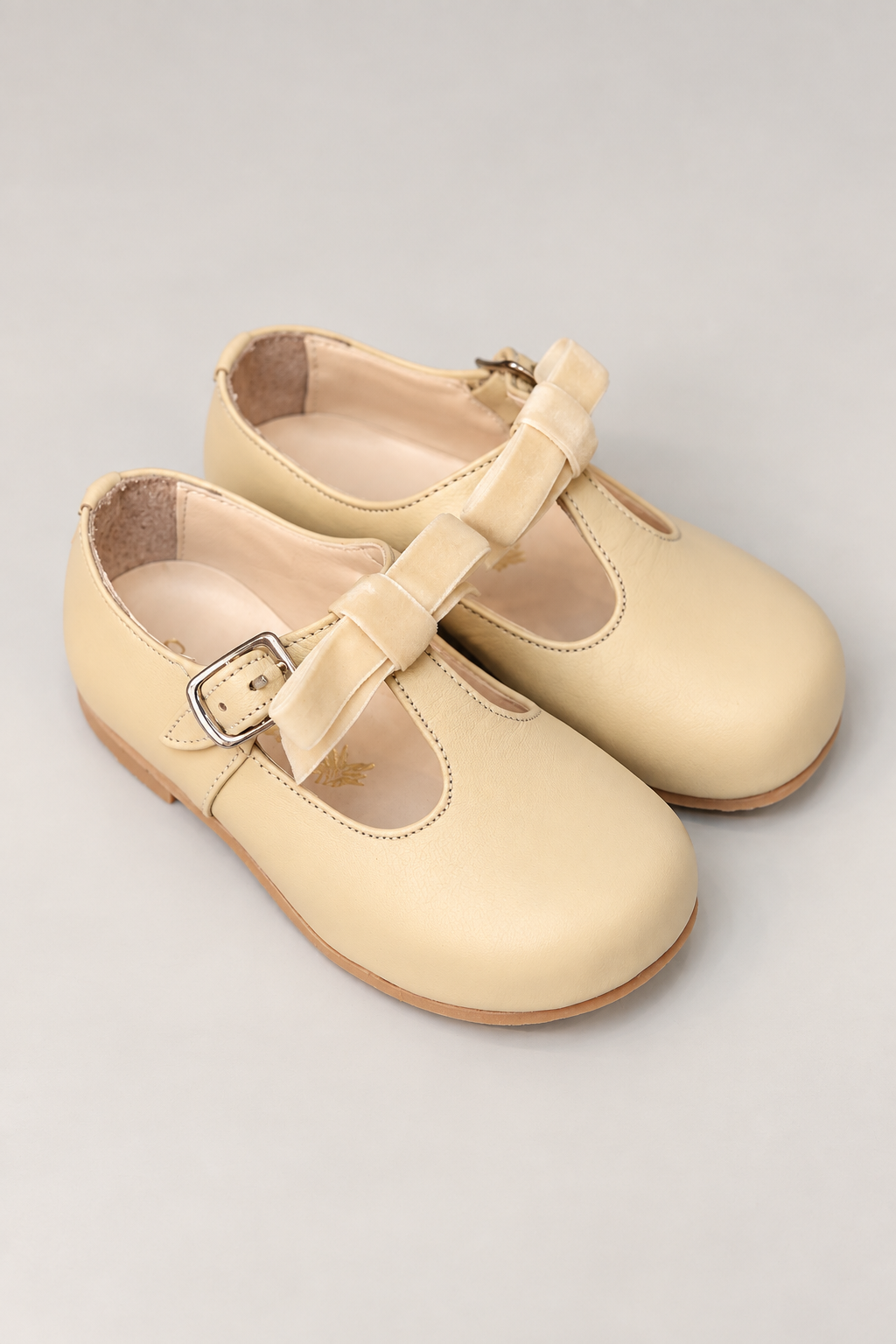 Sapato Infantil Ananas Clementine Couro Off White